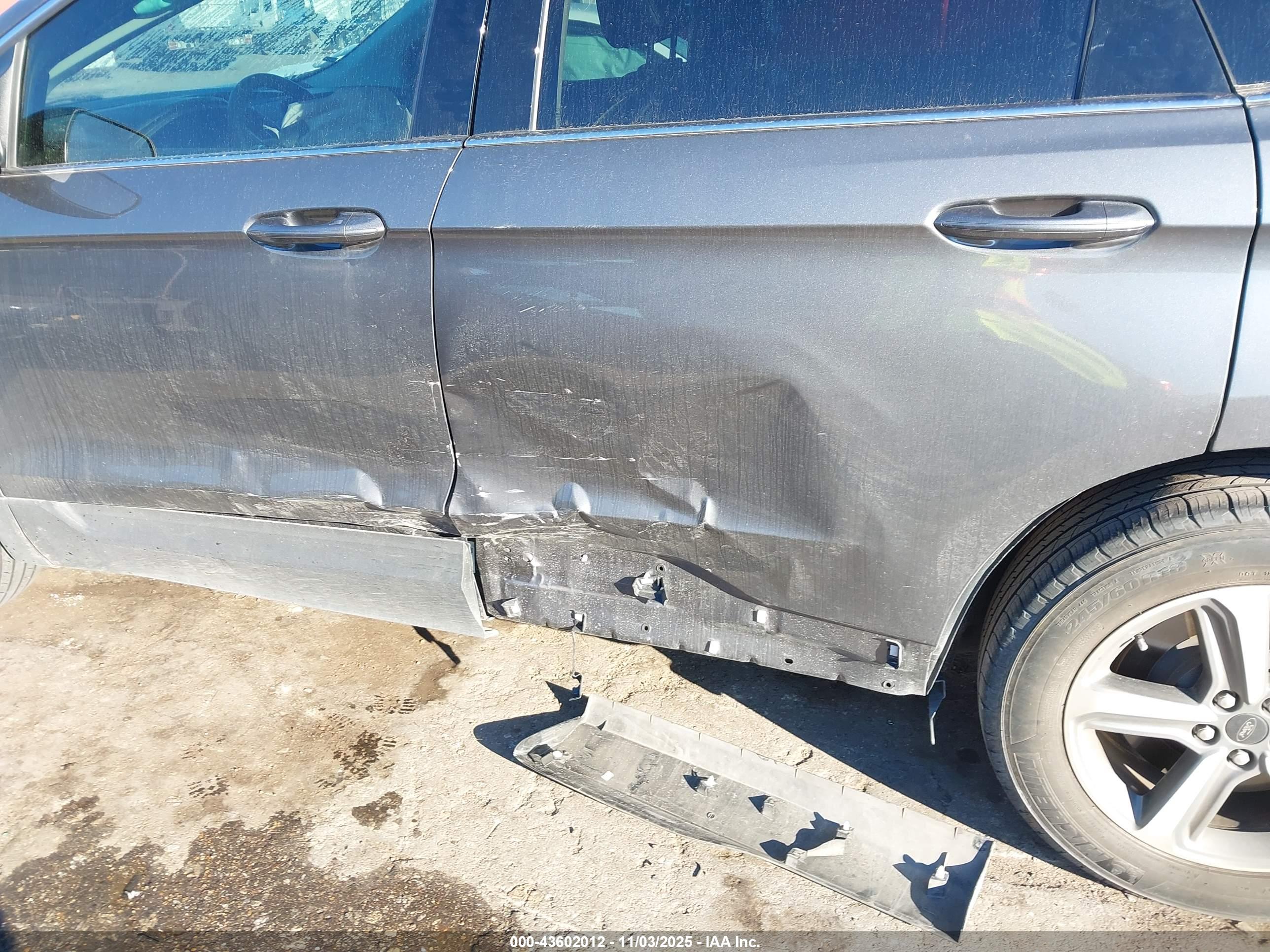 FORD EDGE image 6