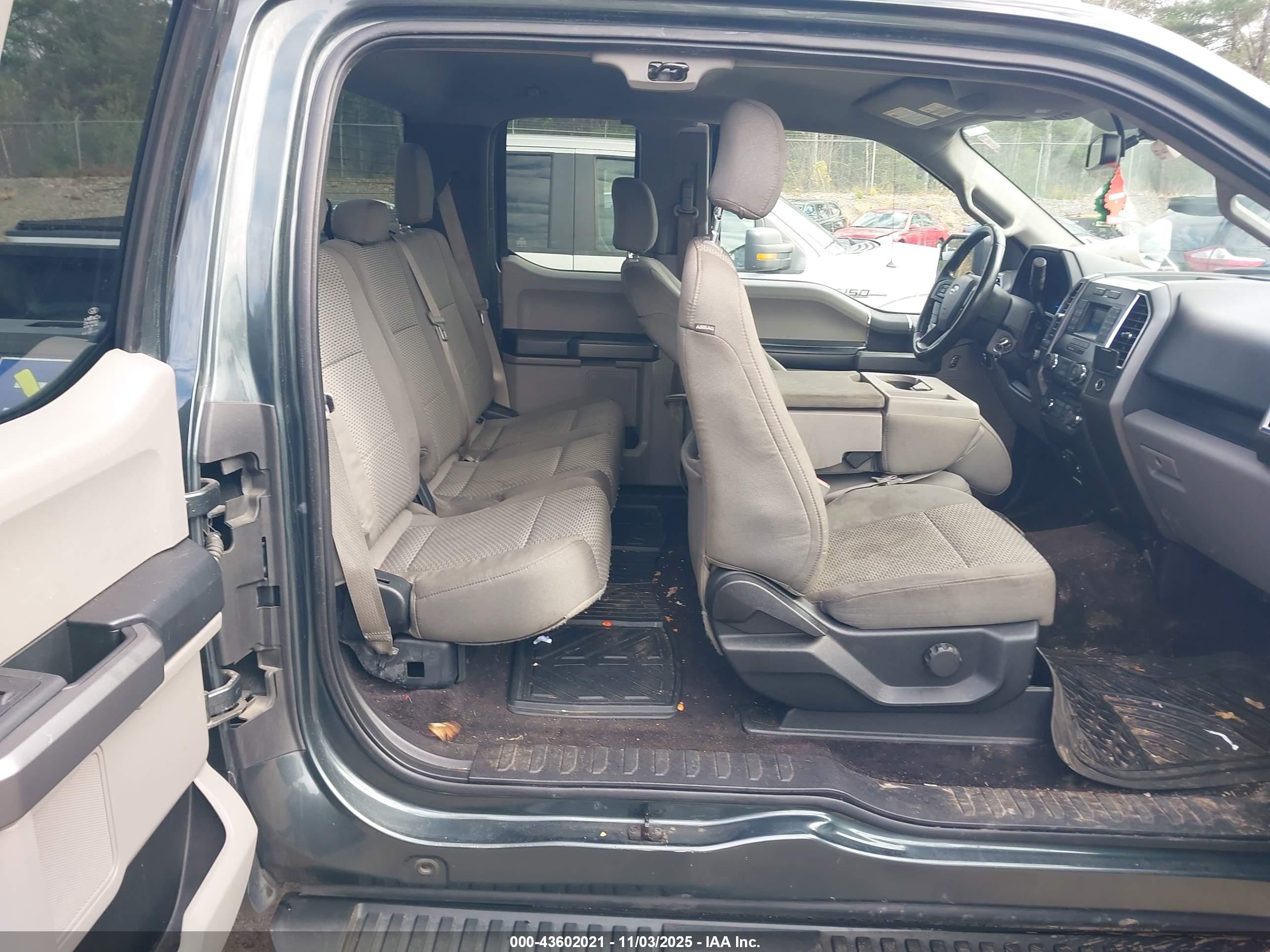 FORD F-150 image 8