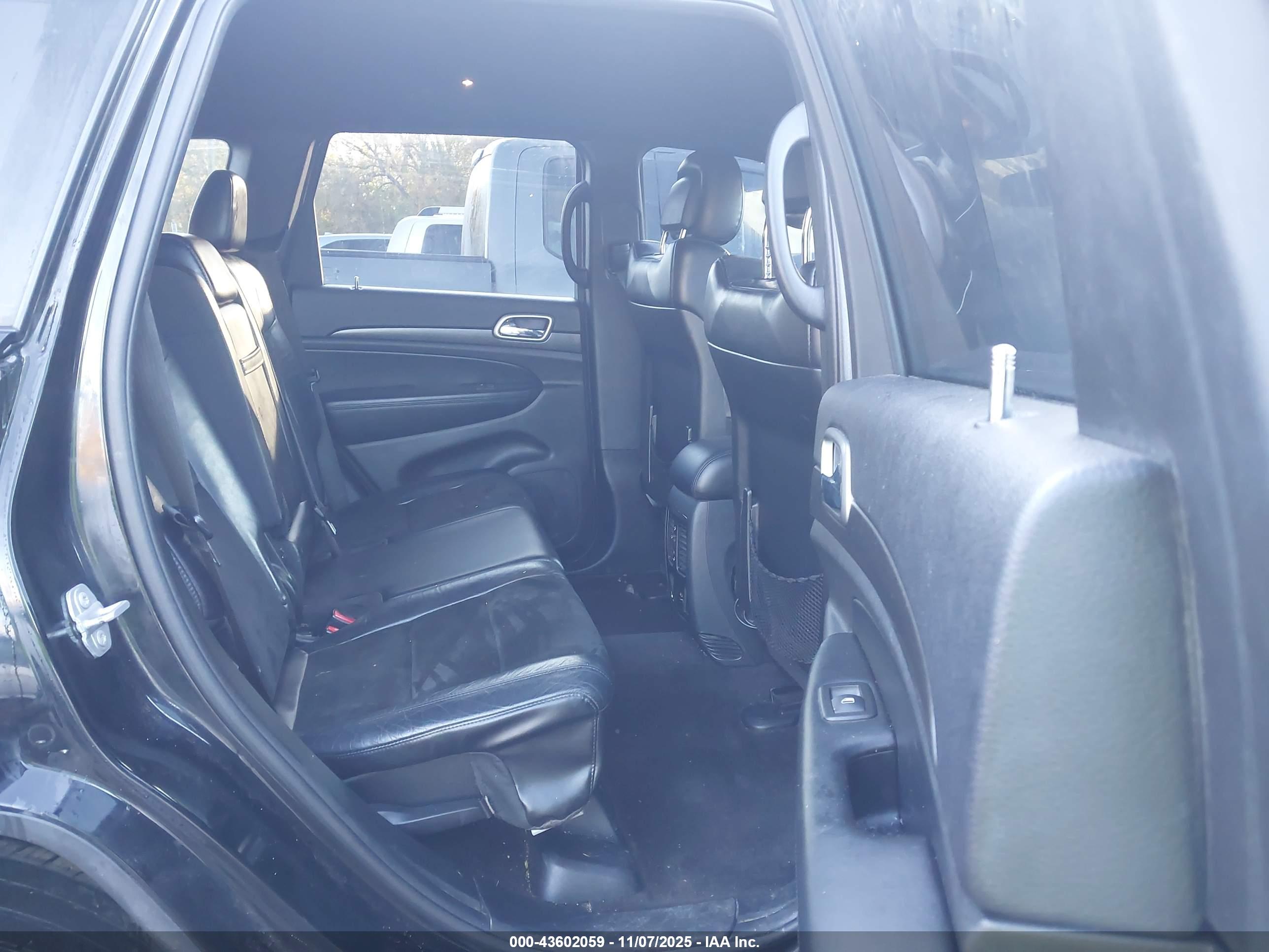 JEEP GRAND image 8