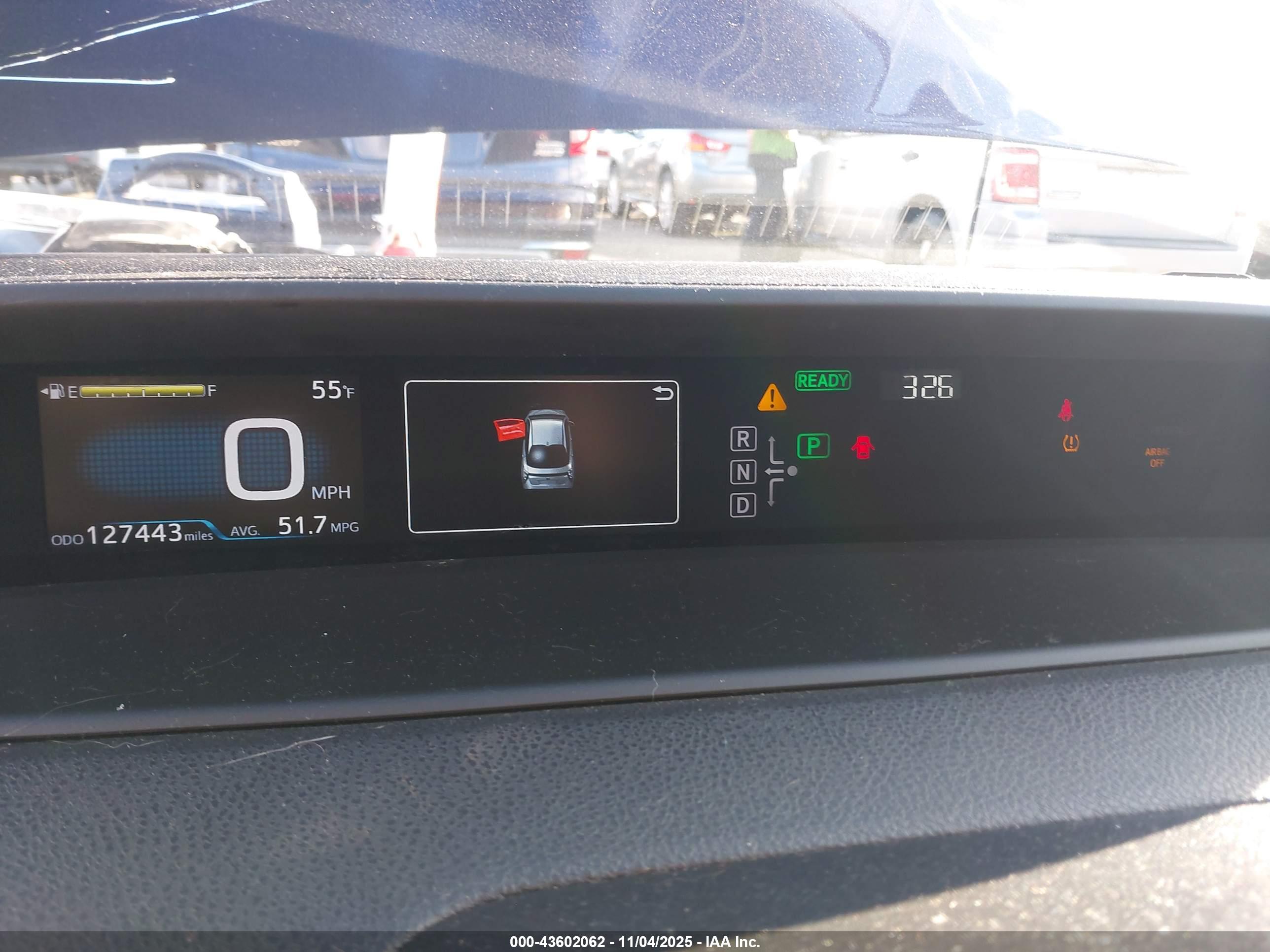 TOYOTA PRIUS image 7