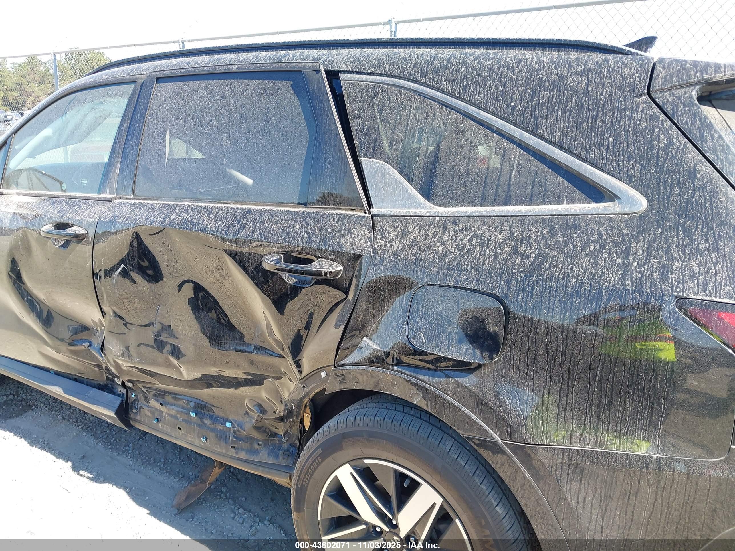 KIA SORENTO image 6
