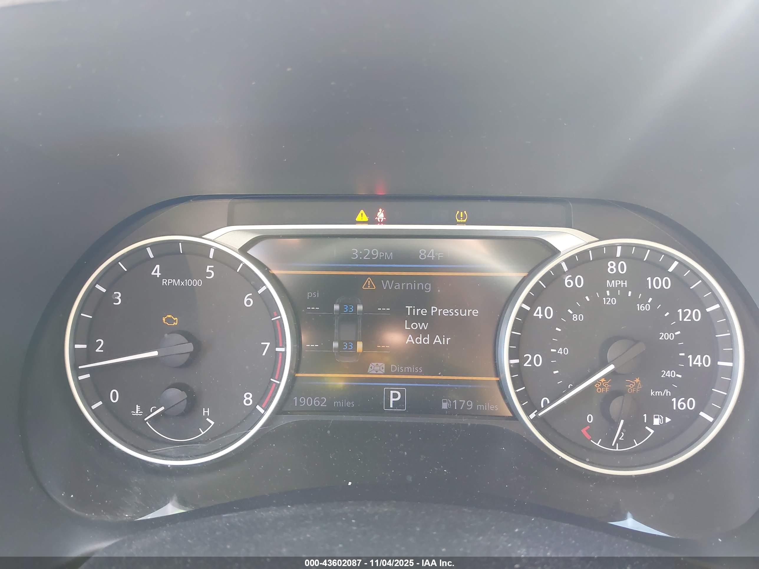 NISSAN SENTRA image 7
