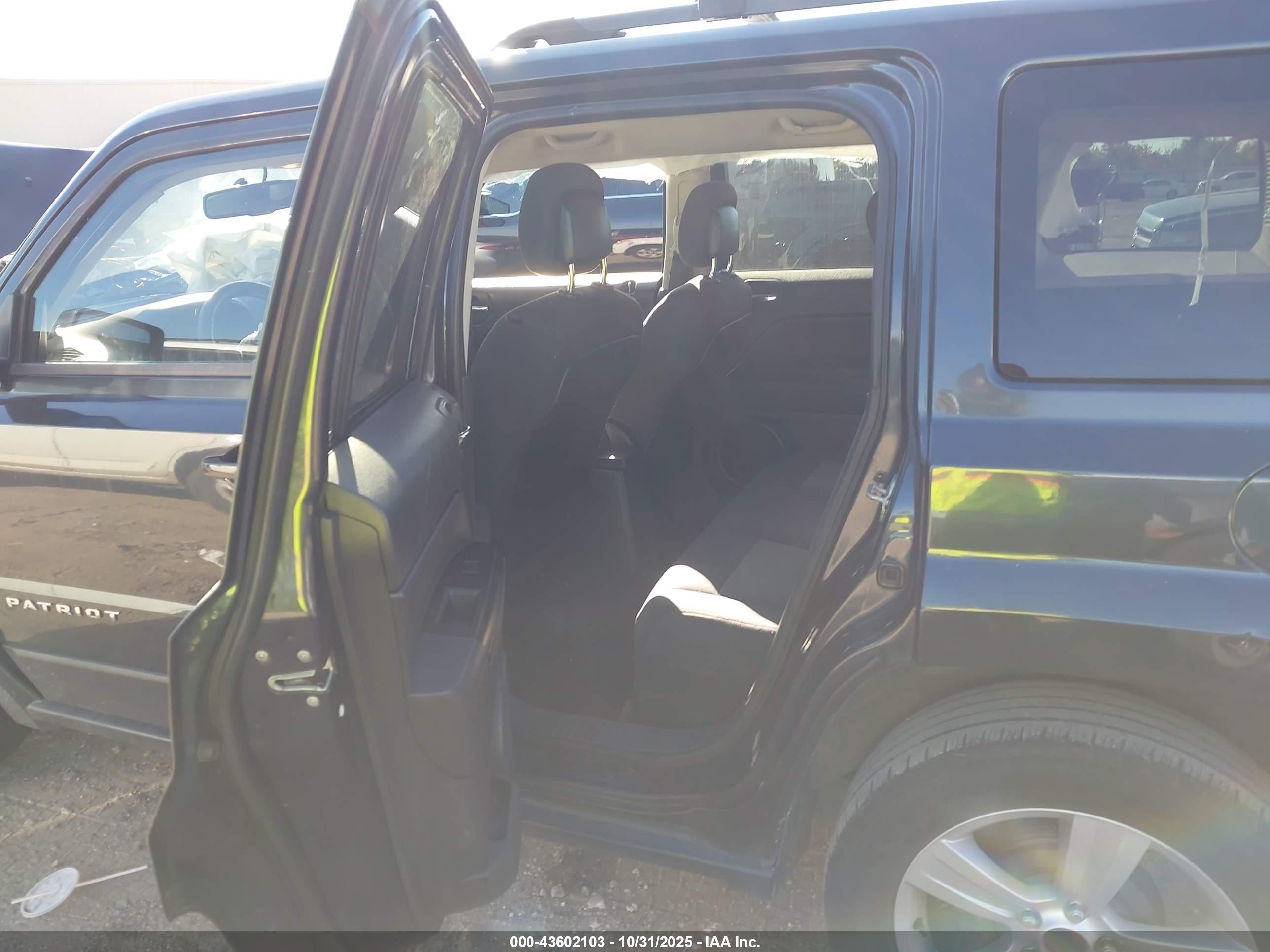 JEEP PATRIOT image 8