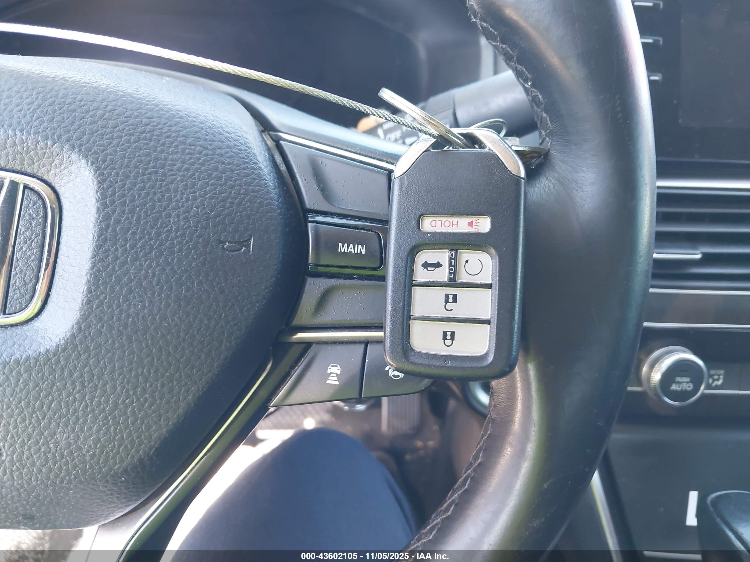 HONDA ACCORD image 11