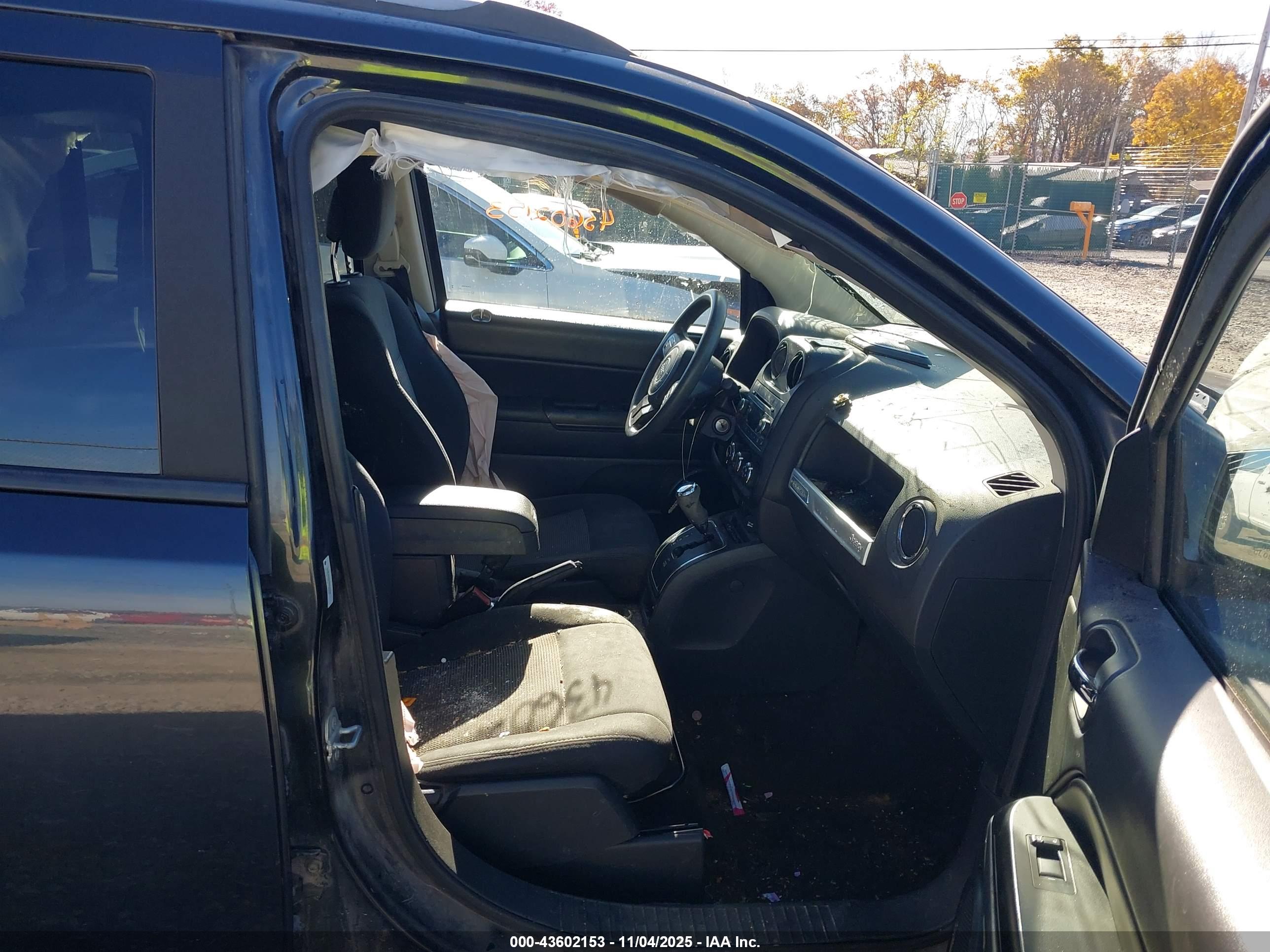 JEEP COMPASS image 5