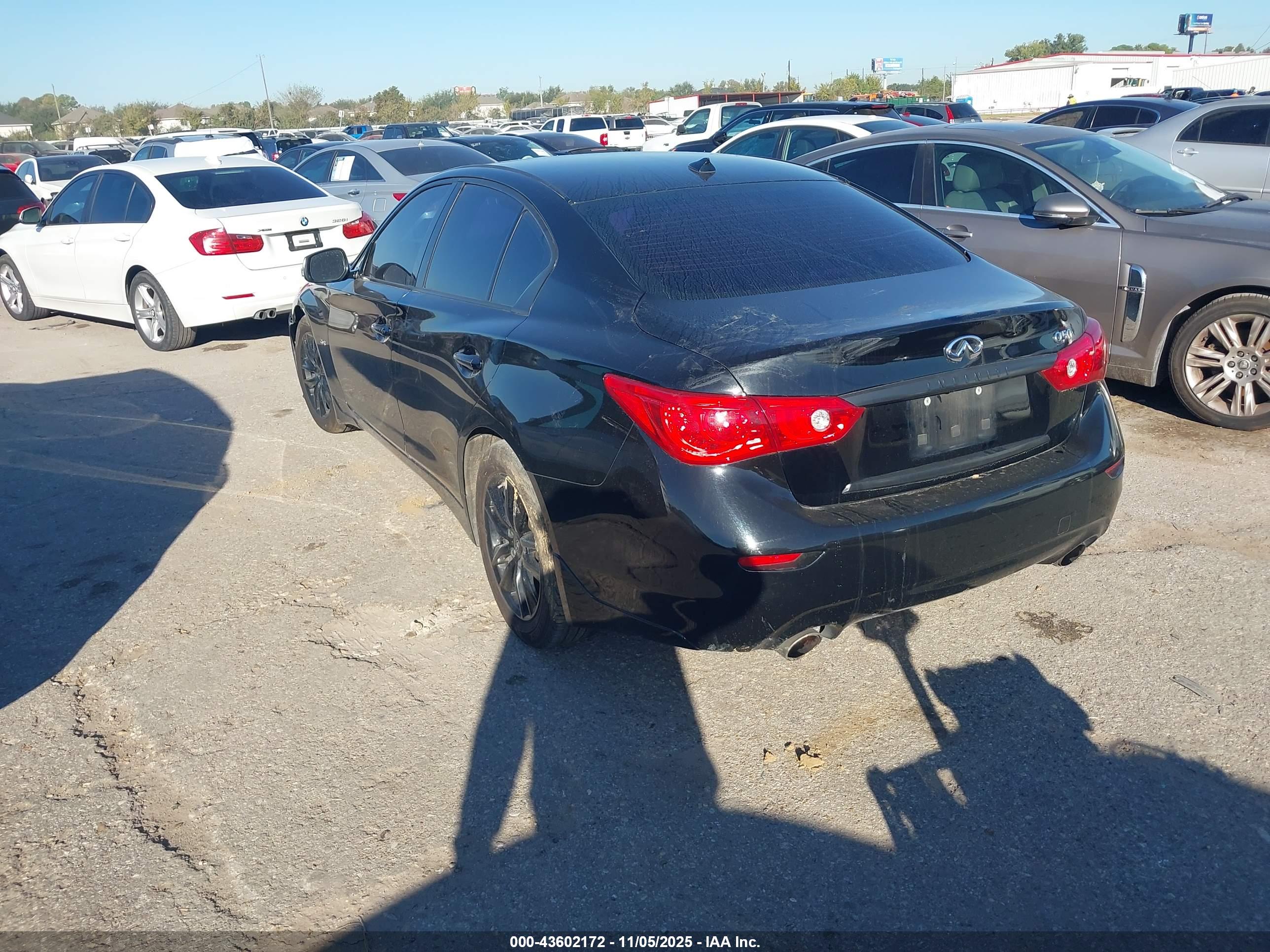 INFINITI Q50 image 3