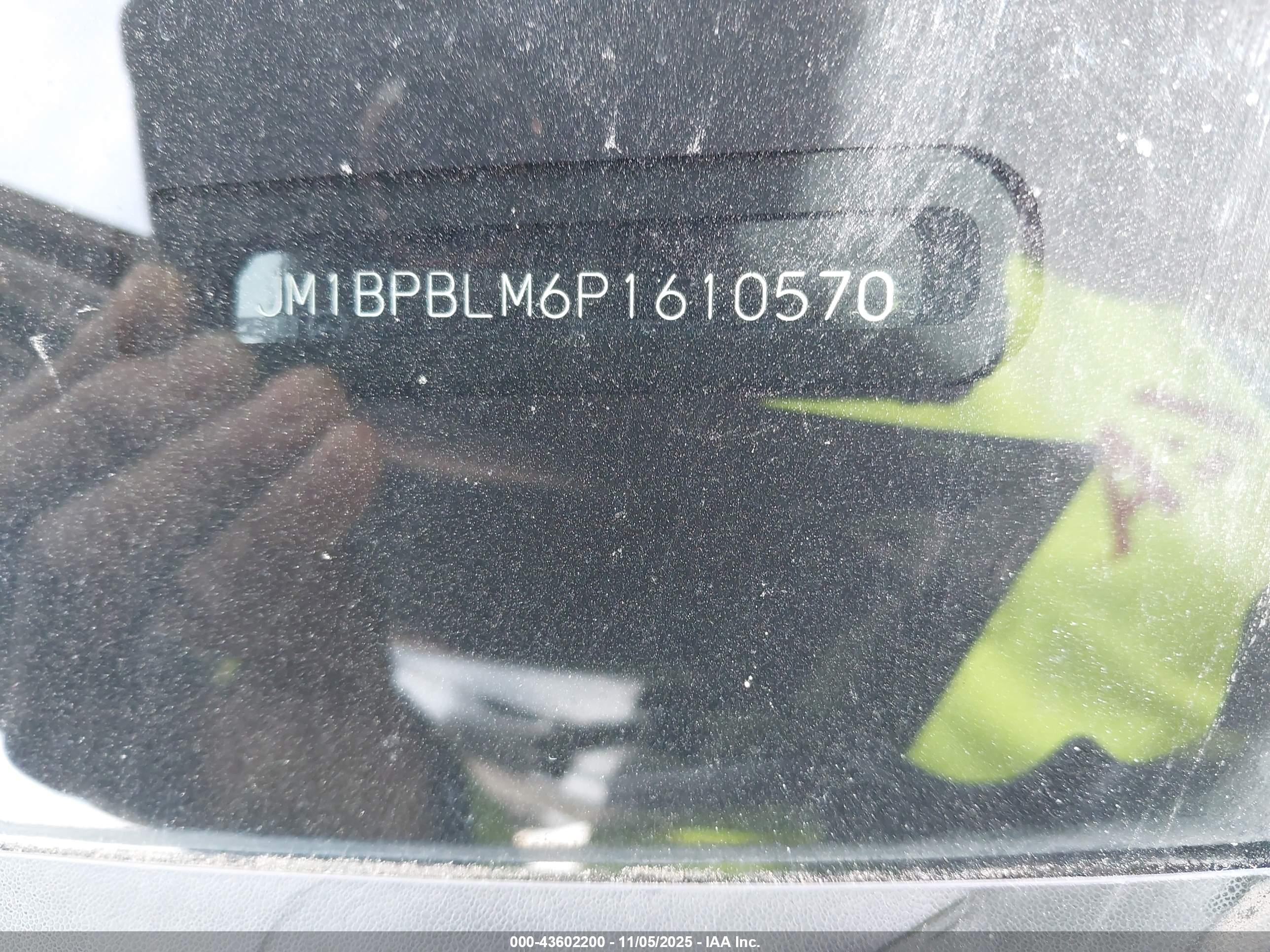 MAZDA MAZDA3 image 9
