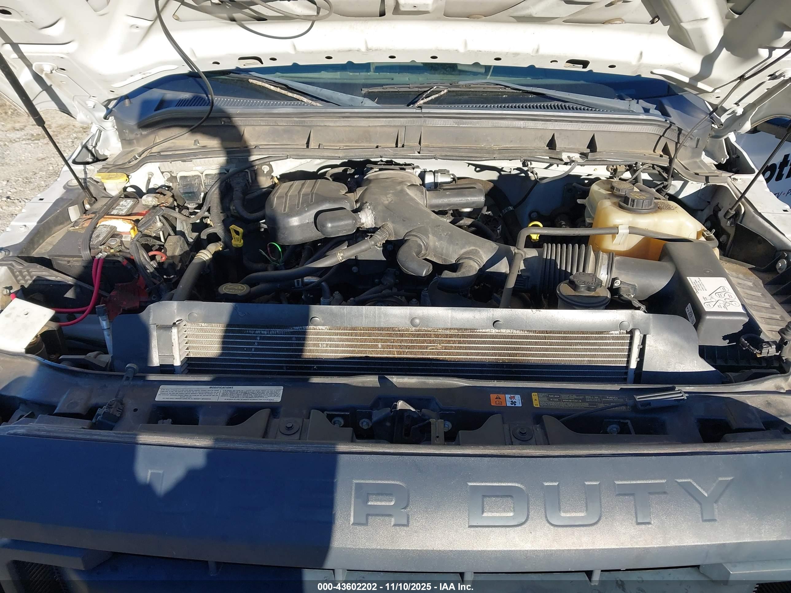 FORD F-450 image 10