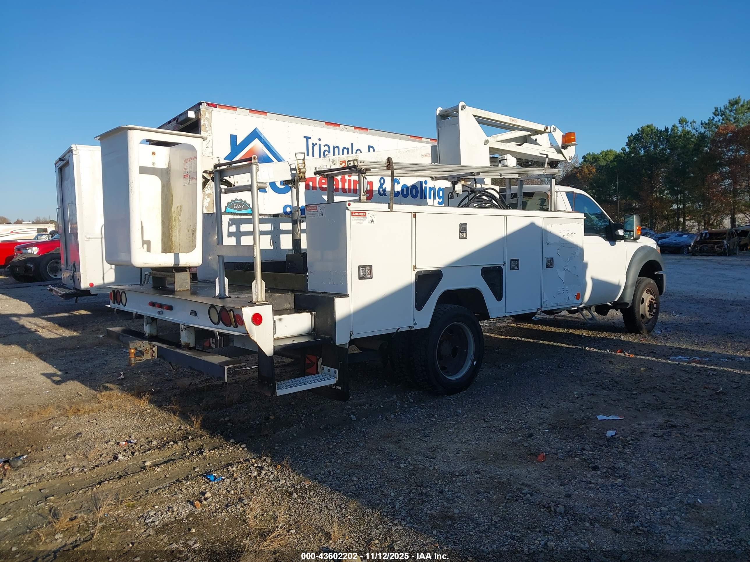 FORD F-450 image 4