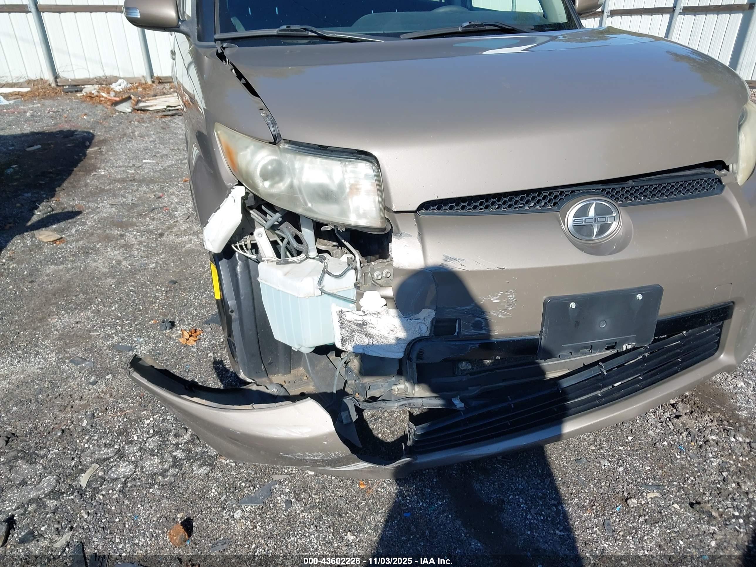 SCION XB image 6