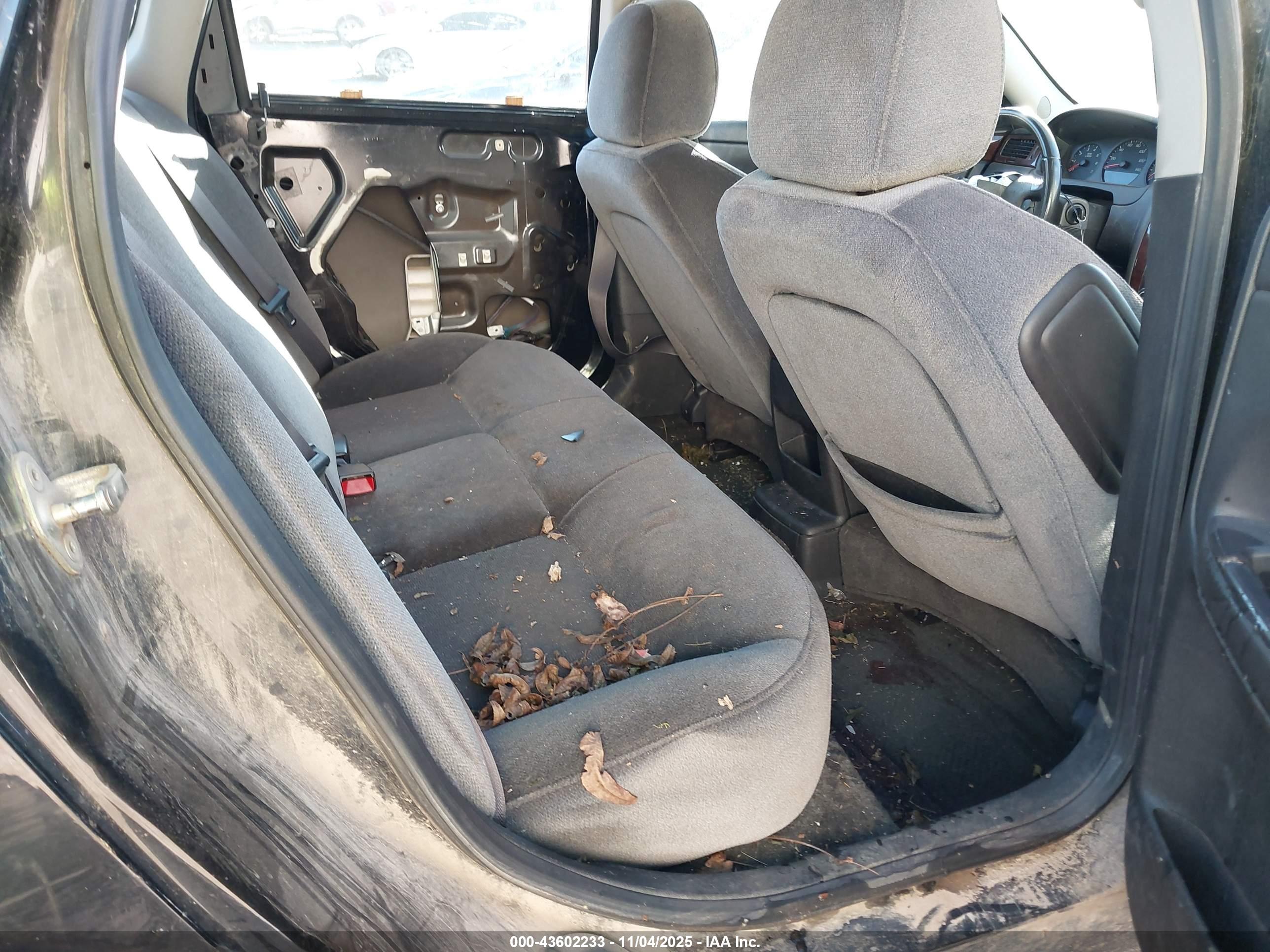 CHEVROLET IMPALA image 8