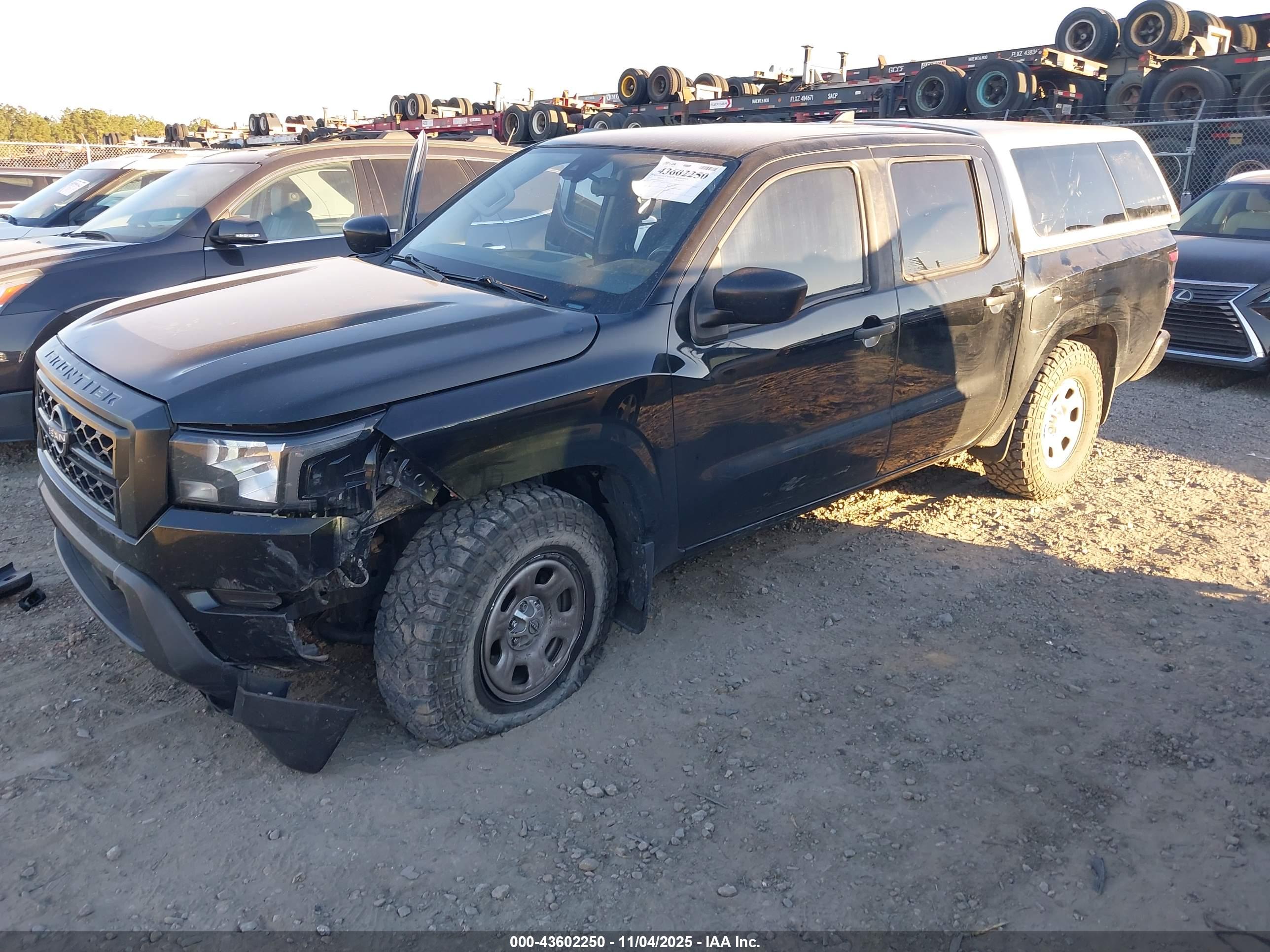 NISSAN FRONTIER image 2