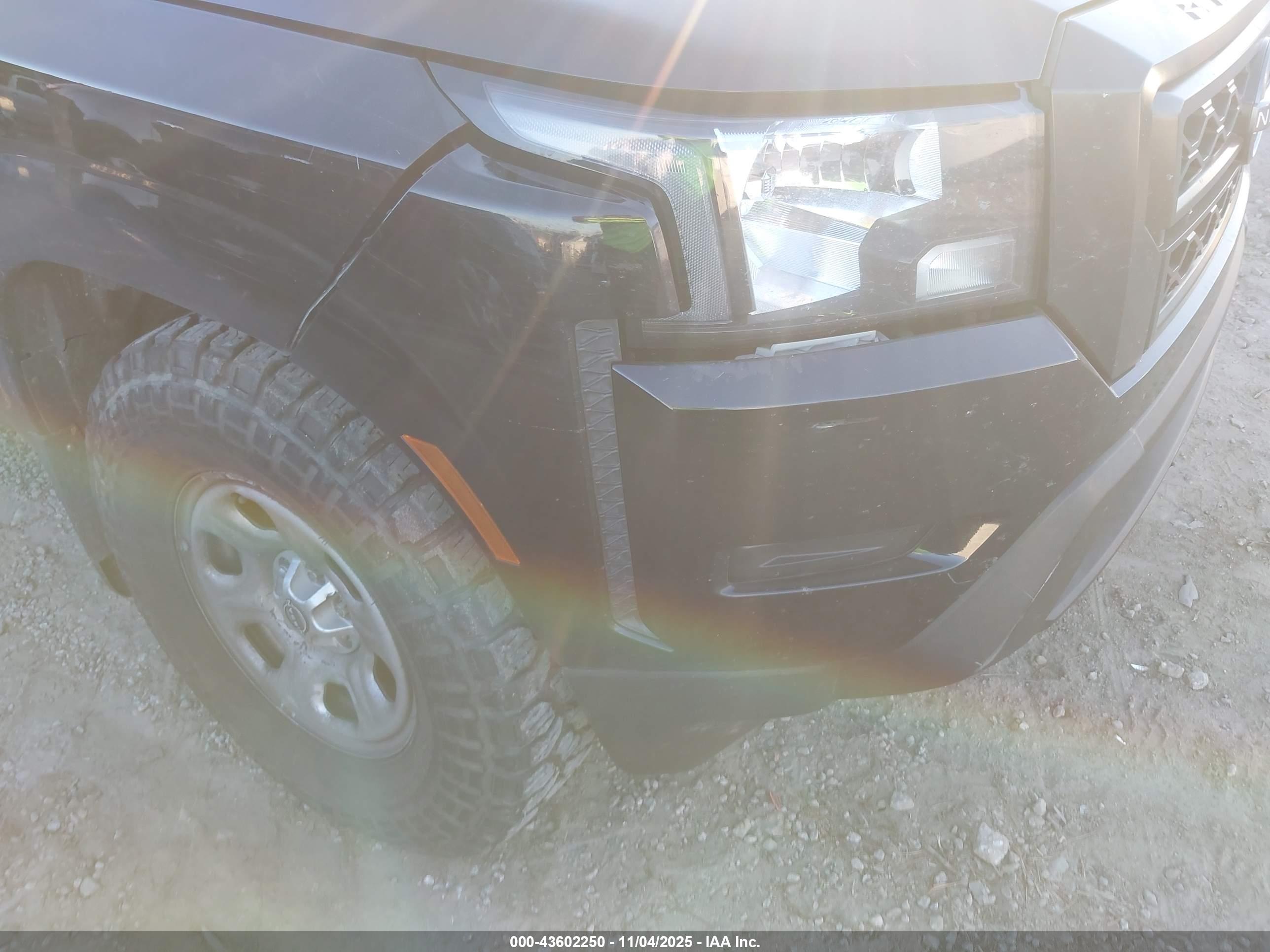 NISSAN FRONTIER image 6