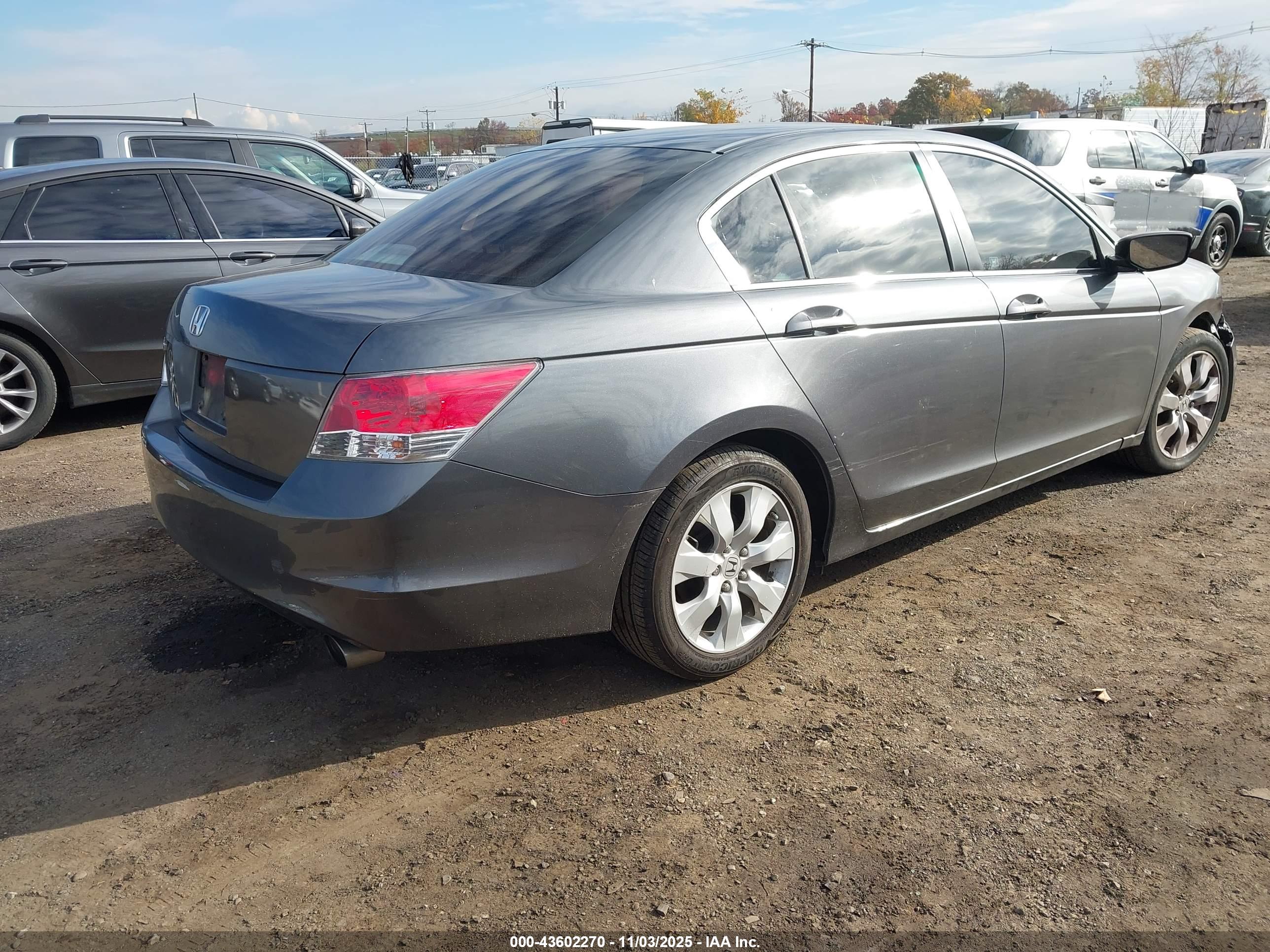 HONDA ACCORD image 4