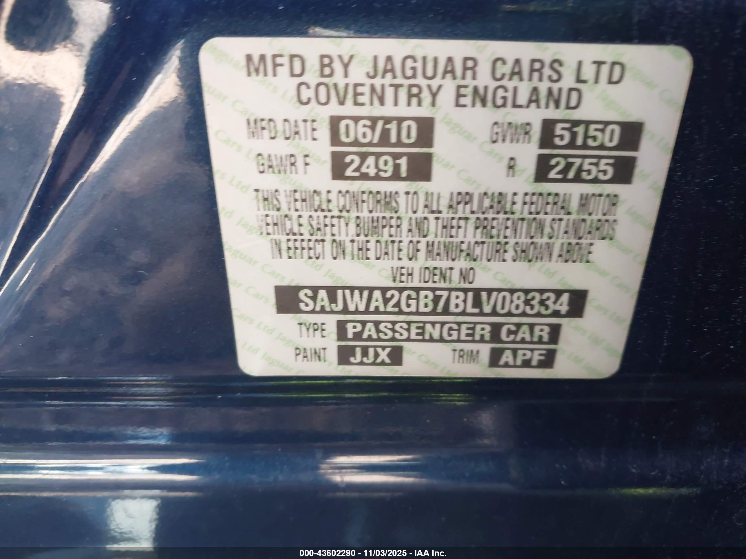 JAGUAR XJ image 9