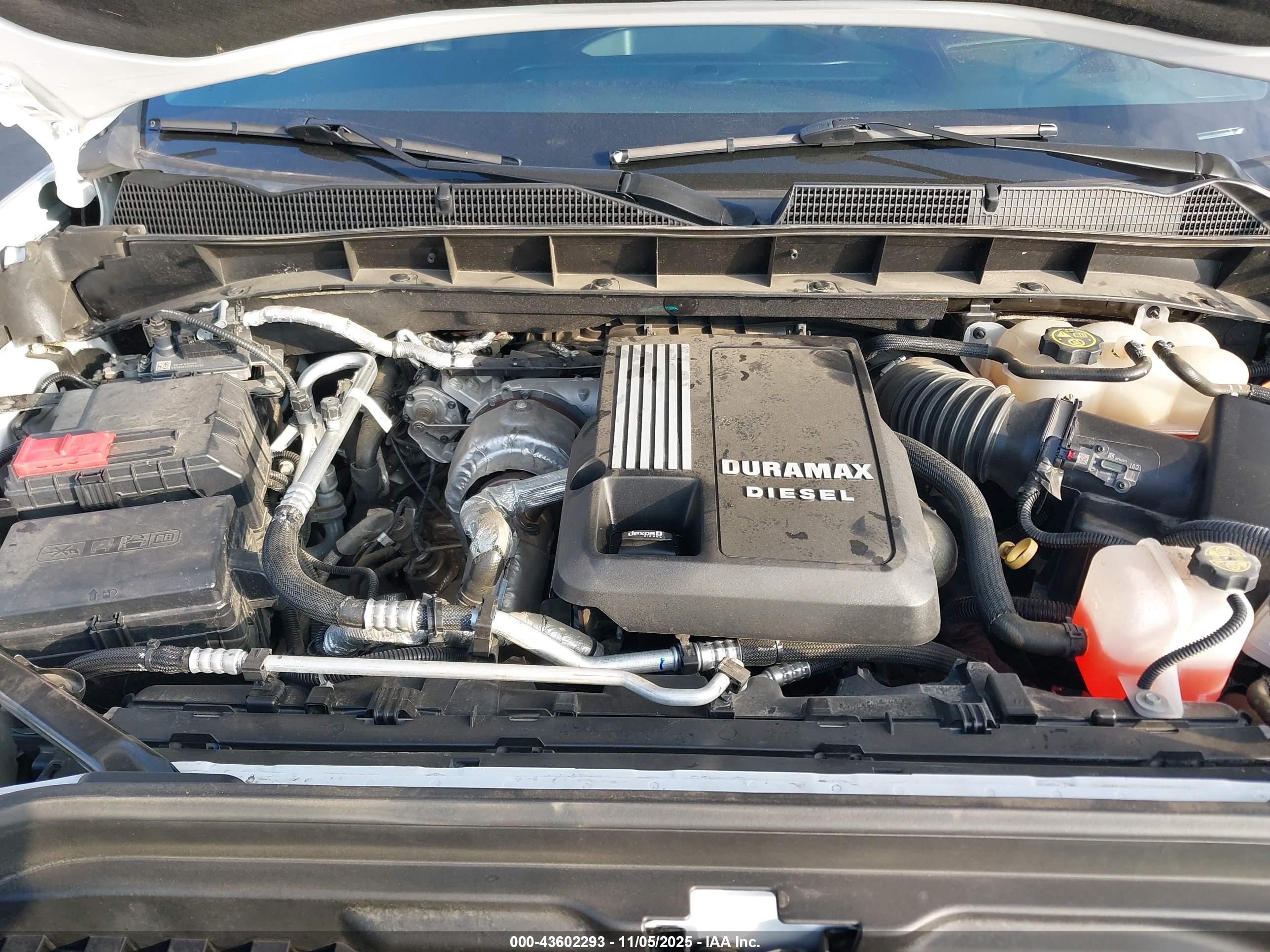 GMC SIERRA image 10