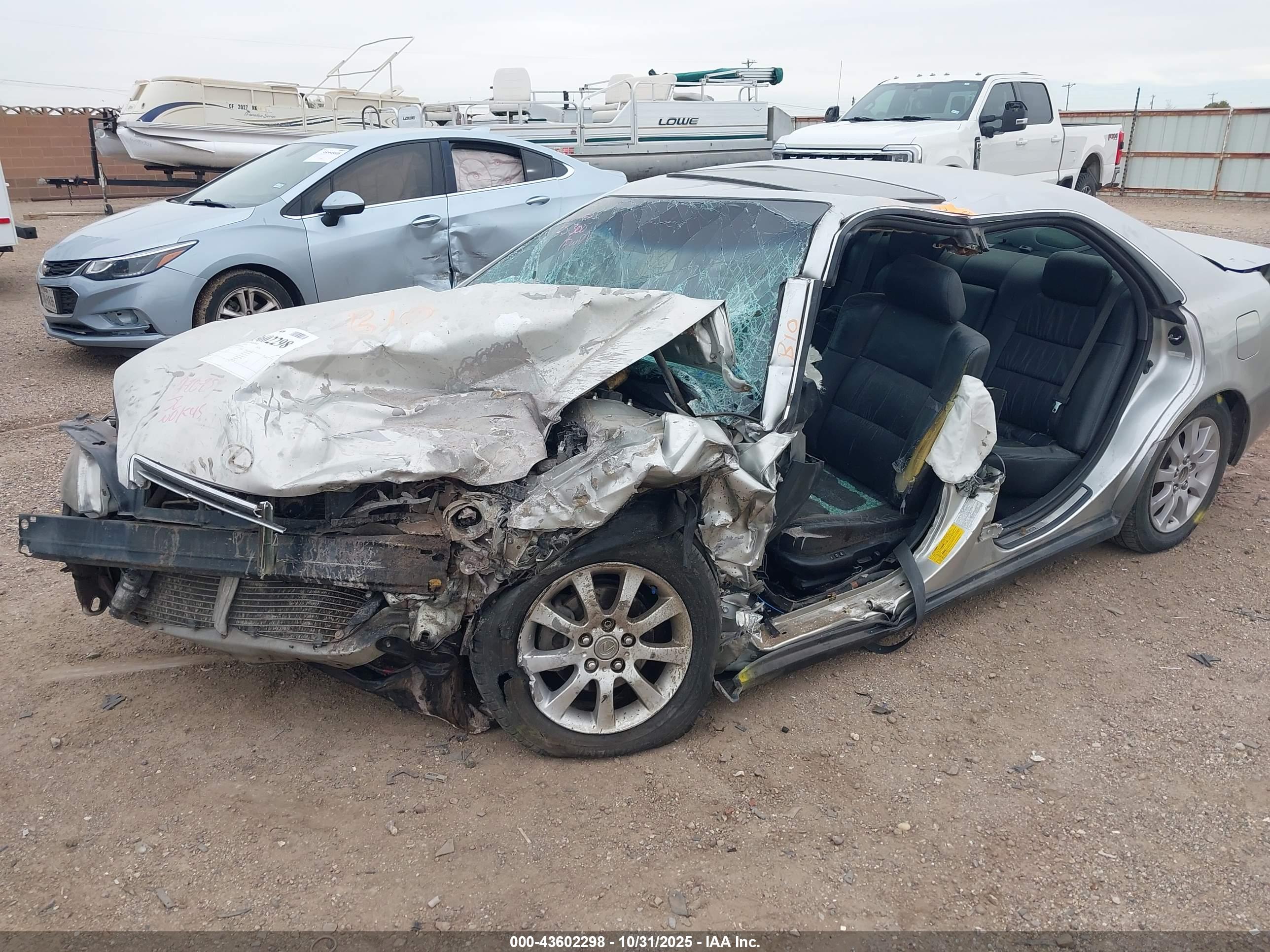 LEXUS ES image 6