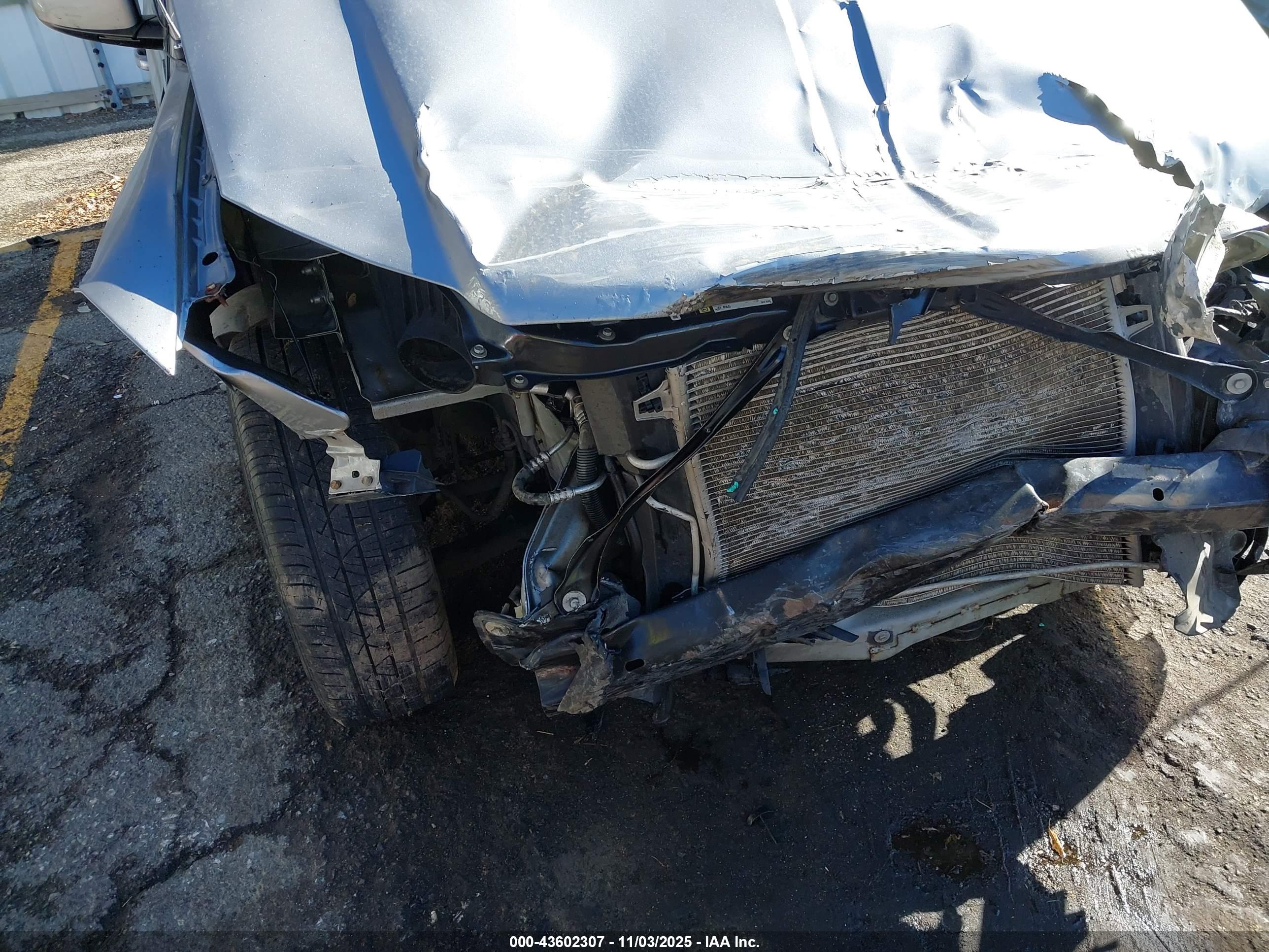 CHRYSLER TOWN image 6