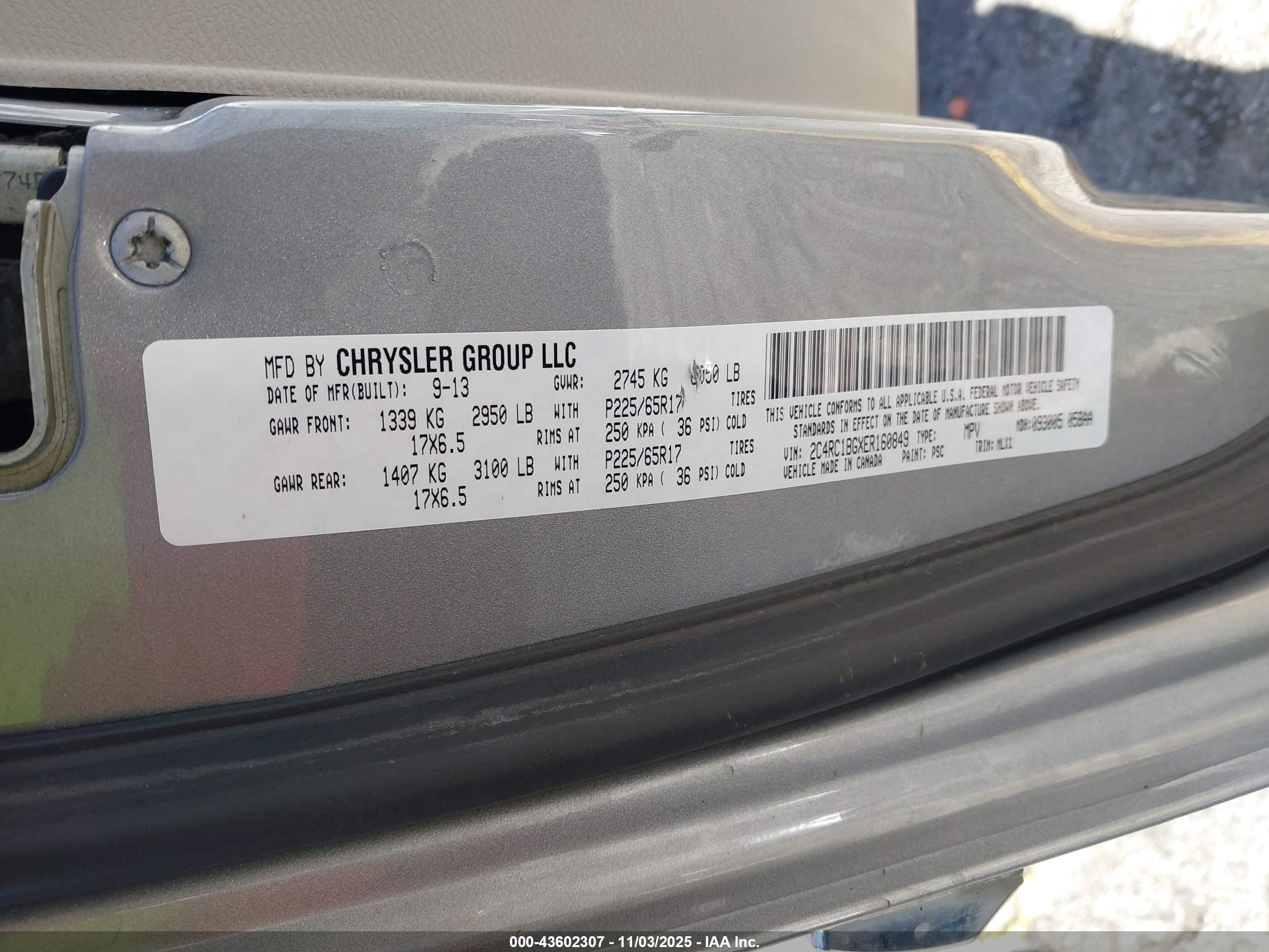 CHRYSLER TOWN image 9