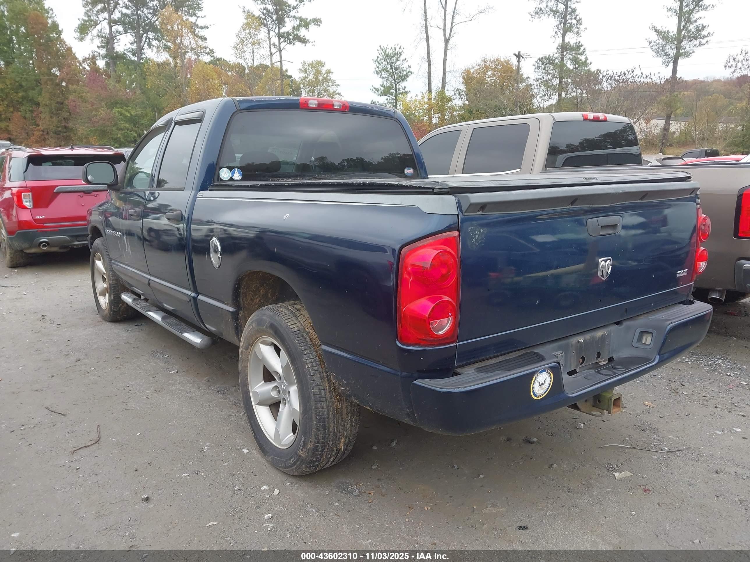 DODGE RAM image 3