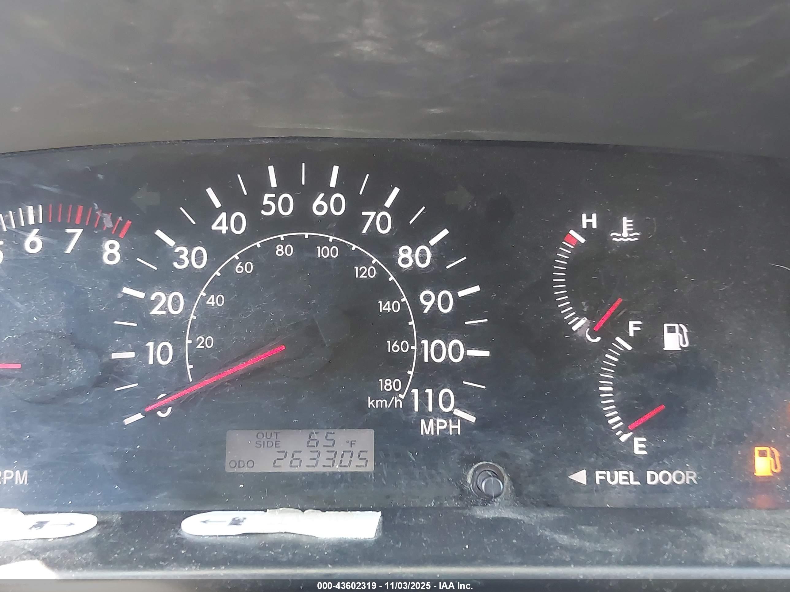 TOYOTA COROLLA image 7