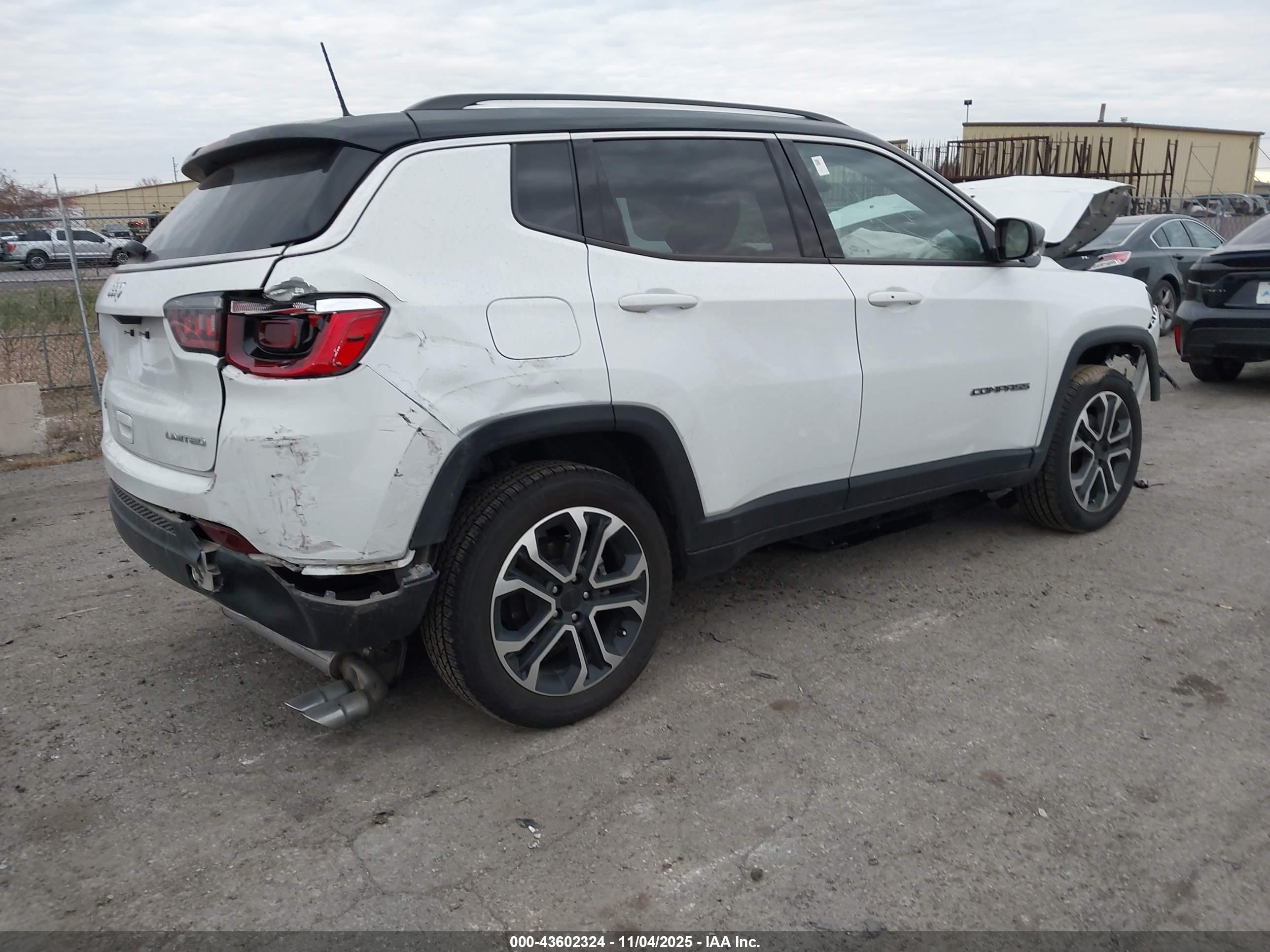 JEEP COMPASS image 4