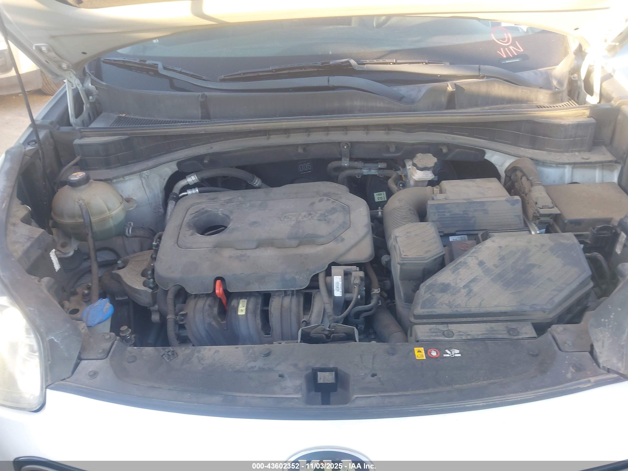 KIA SPORTAGE image 10