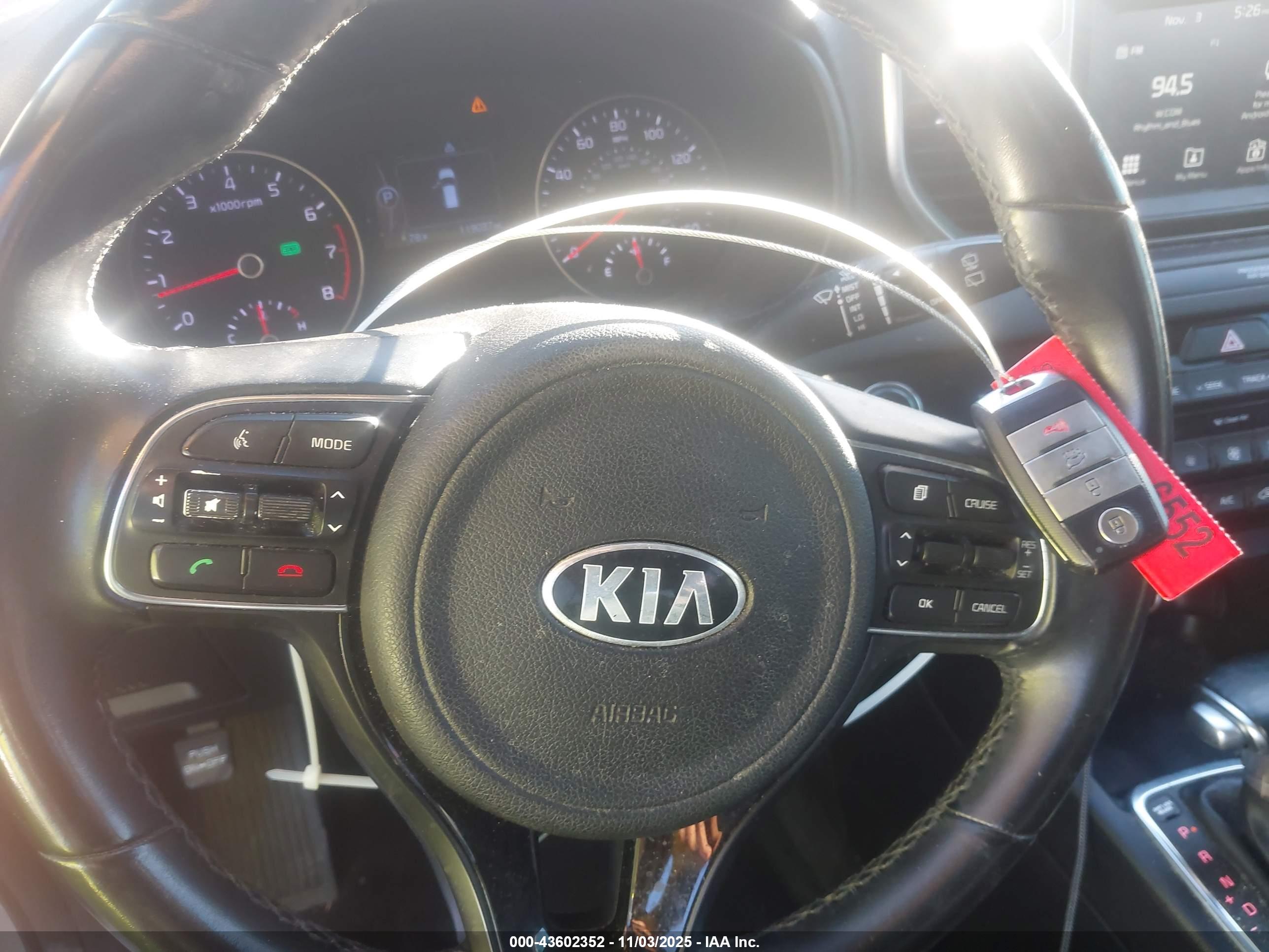 KIA SPORTAGE image 11