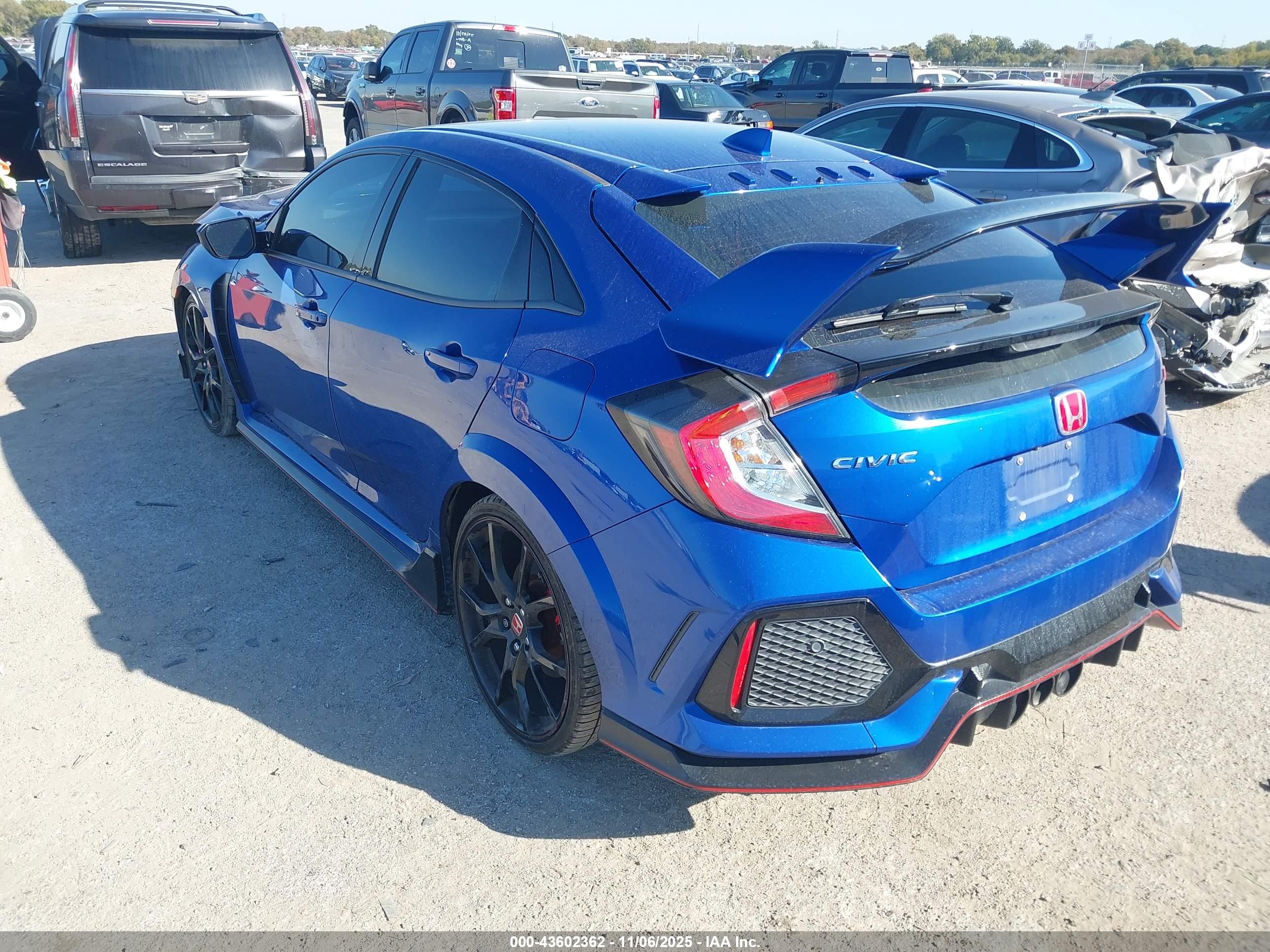 HONDA CIVIC image 3