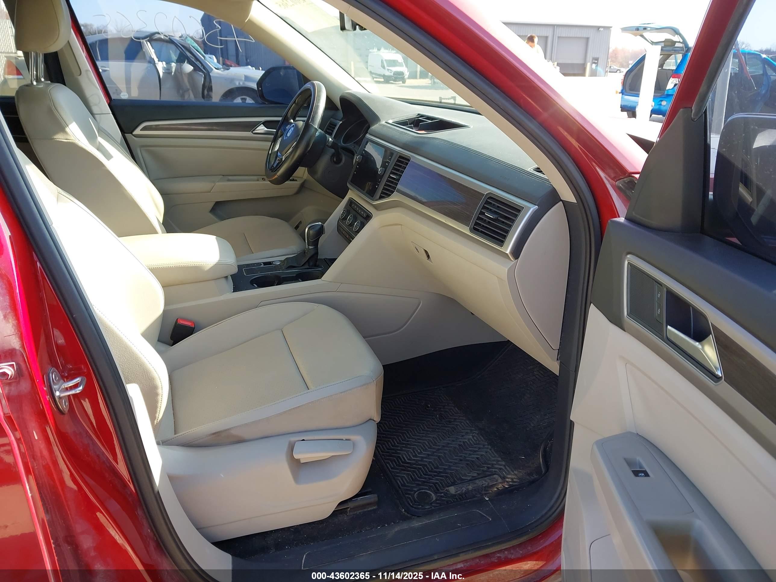 VOLKSWAGEN ATLAS image 5