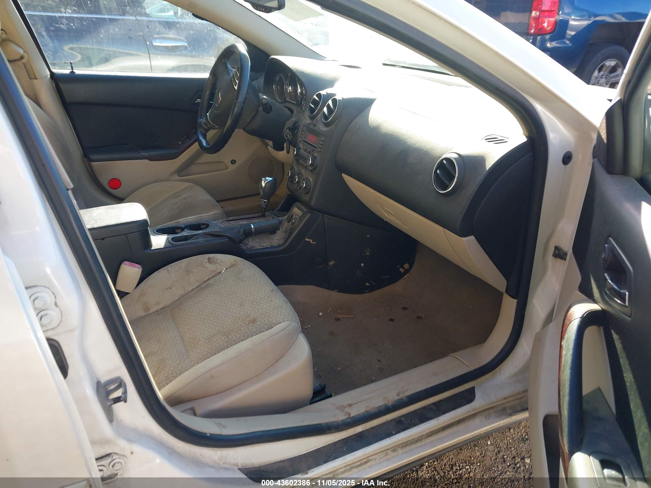 PONTIAC G6 image 5