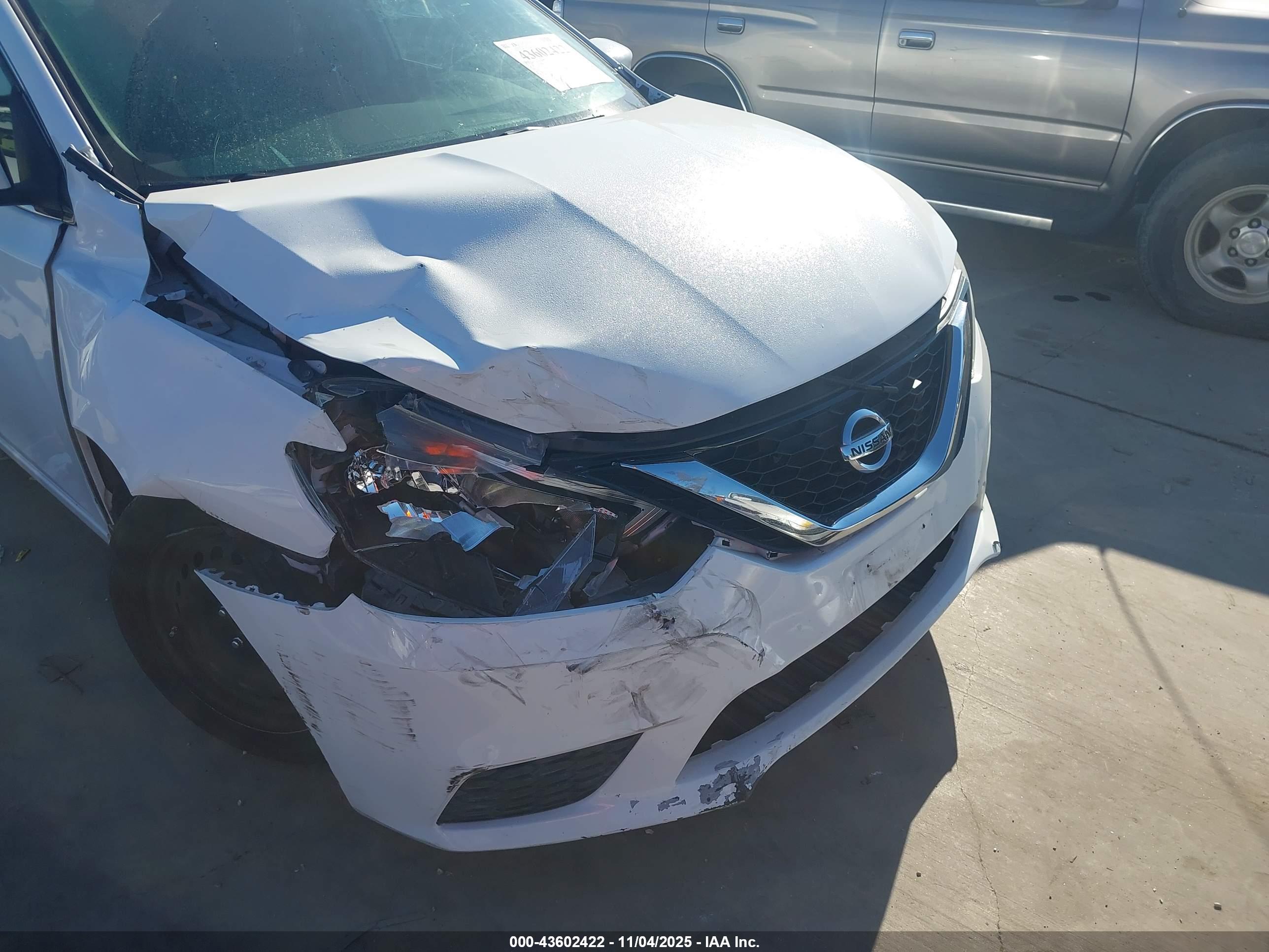 NISSAN SENTRA image 6