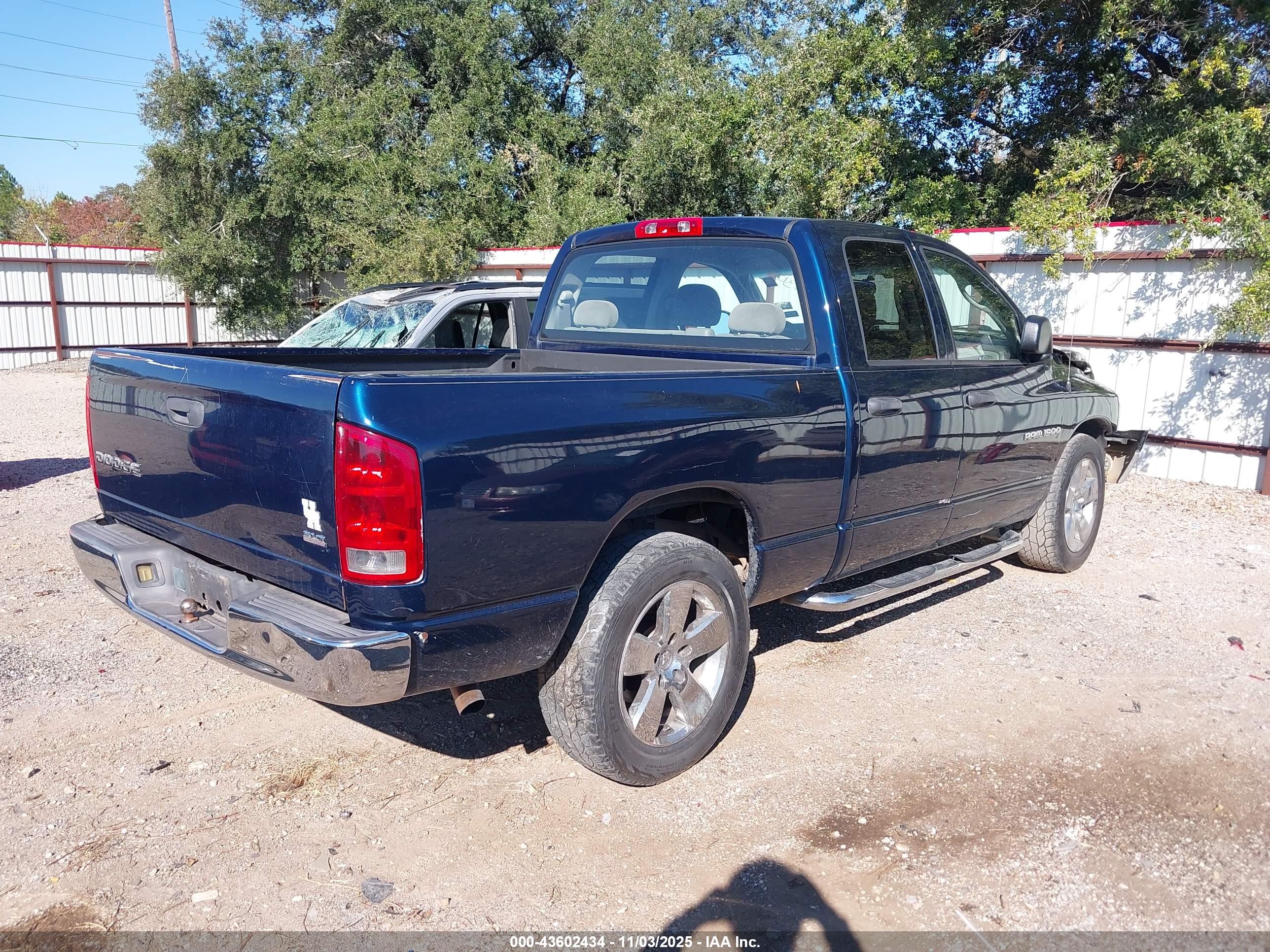 DODGE RAM image 4