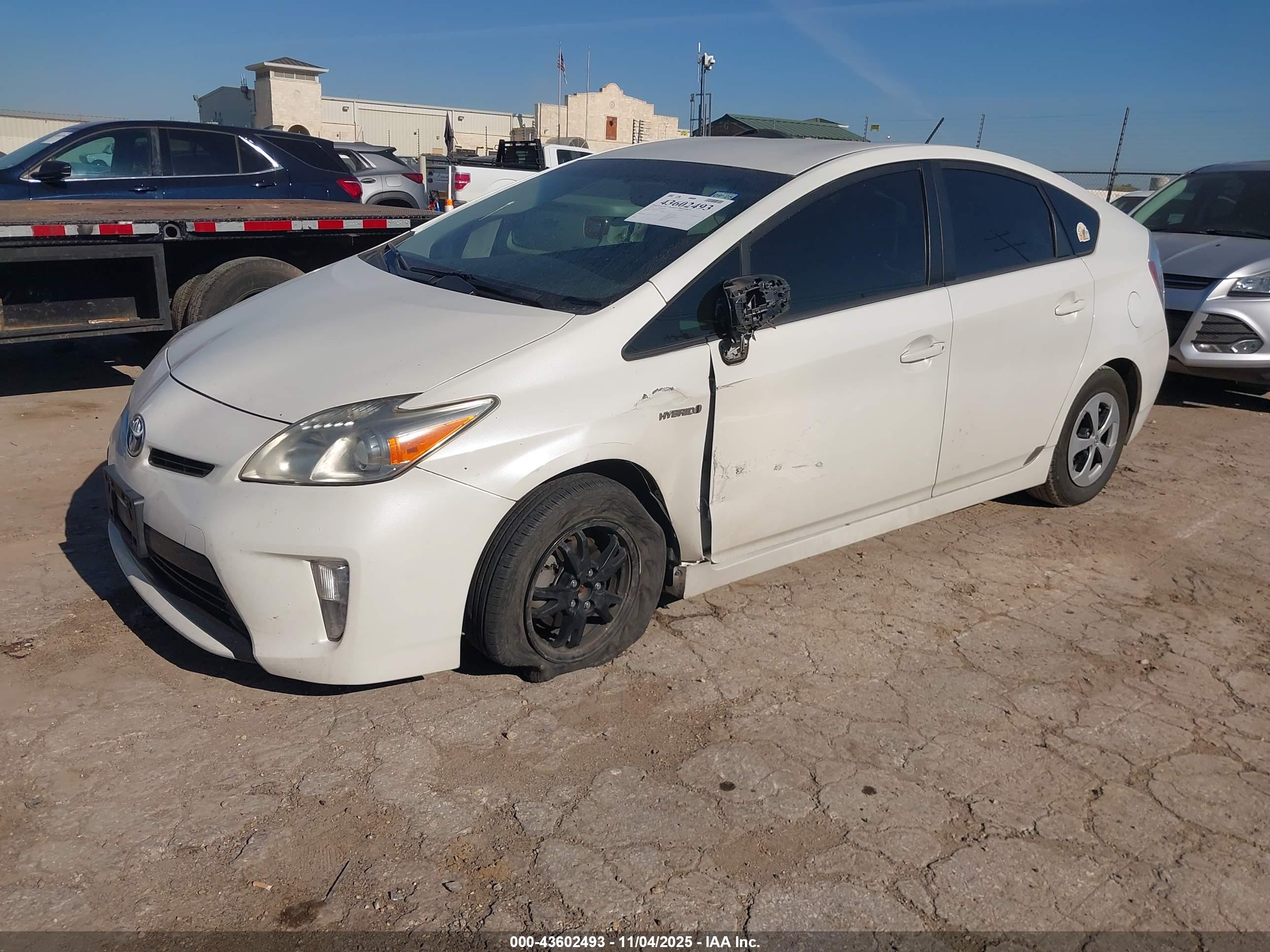 TOYOTA PRIUS image 2