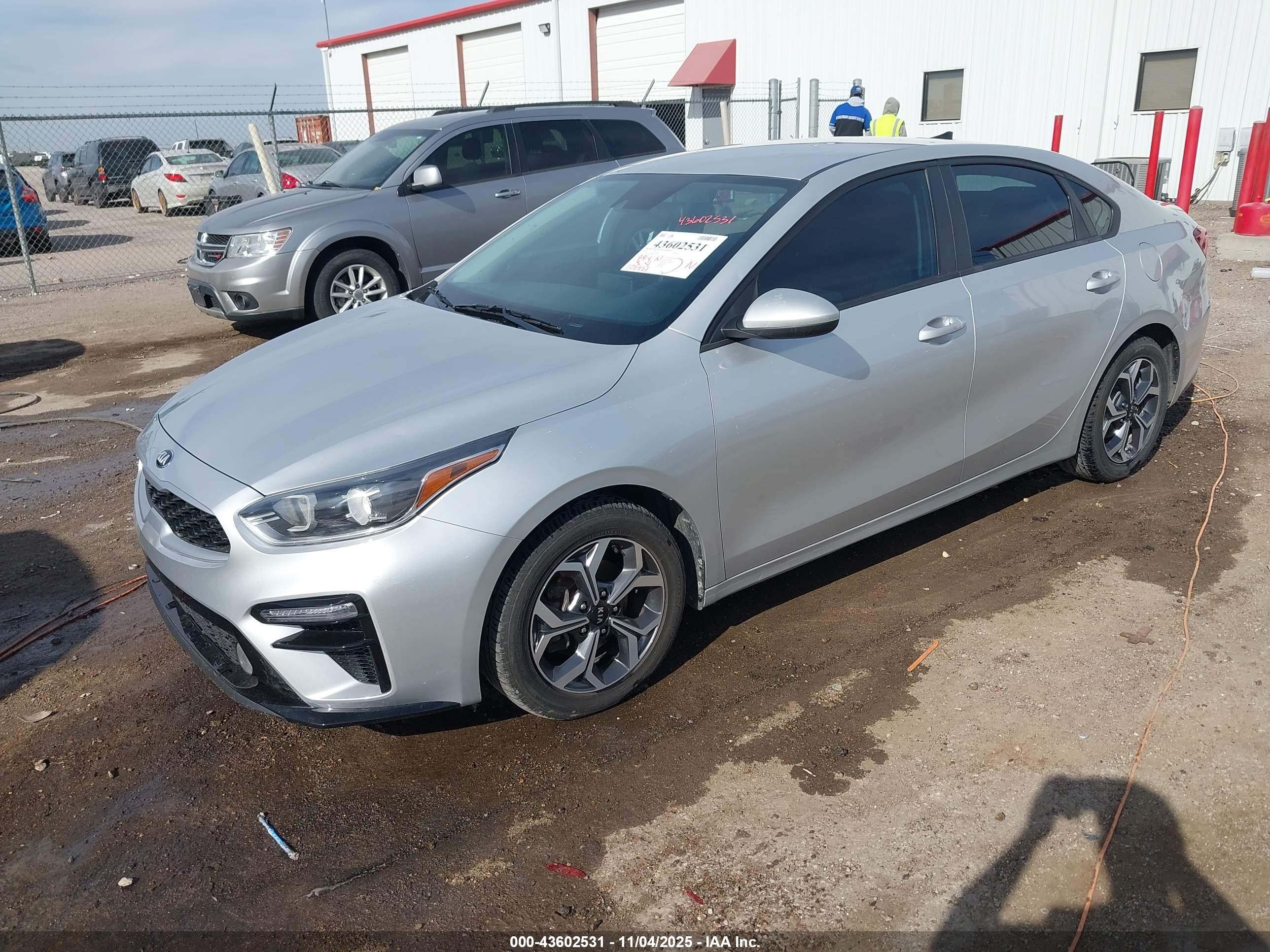 KIA FORTE image 2
