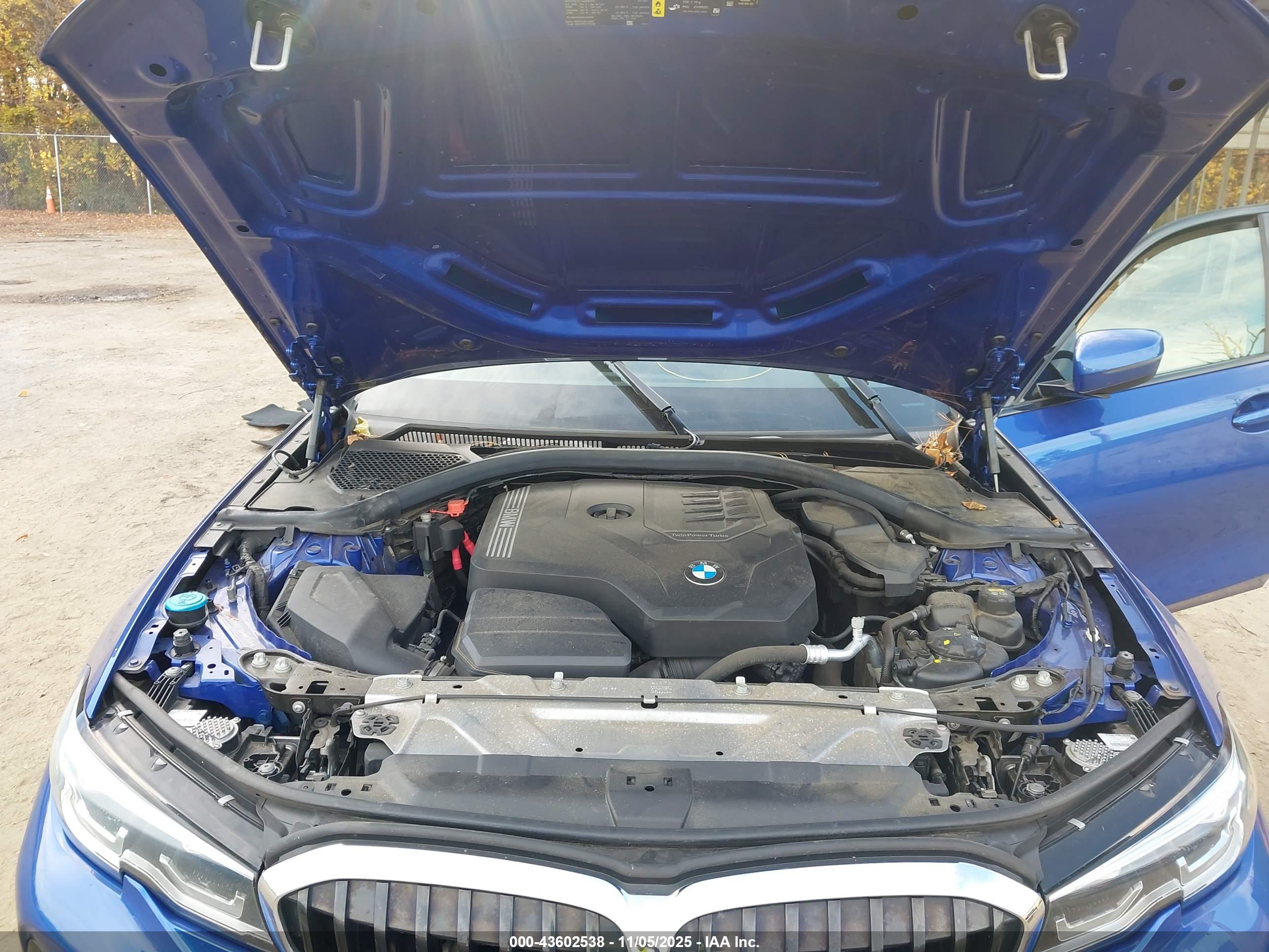 BMW 330I image 10
