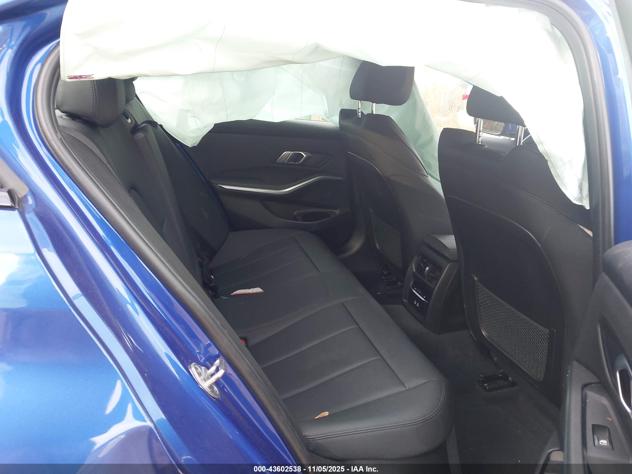 BMW 330I image 8