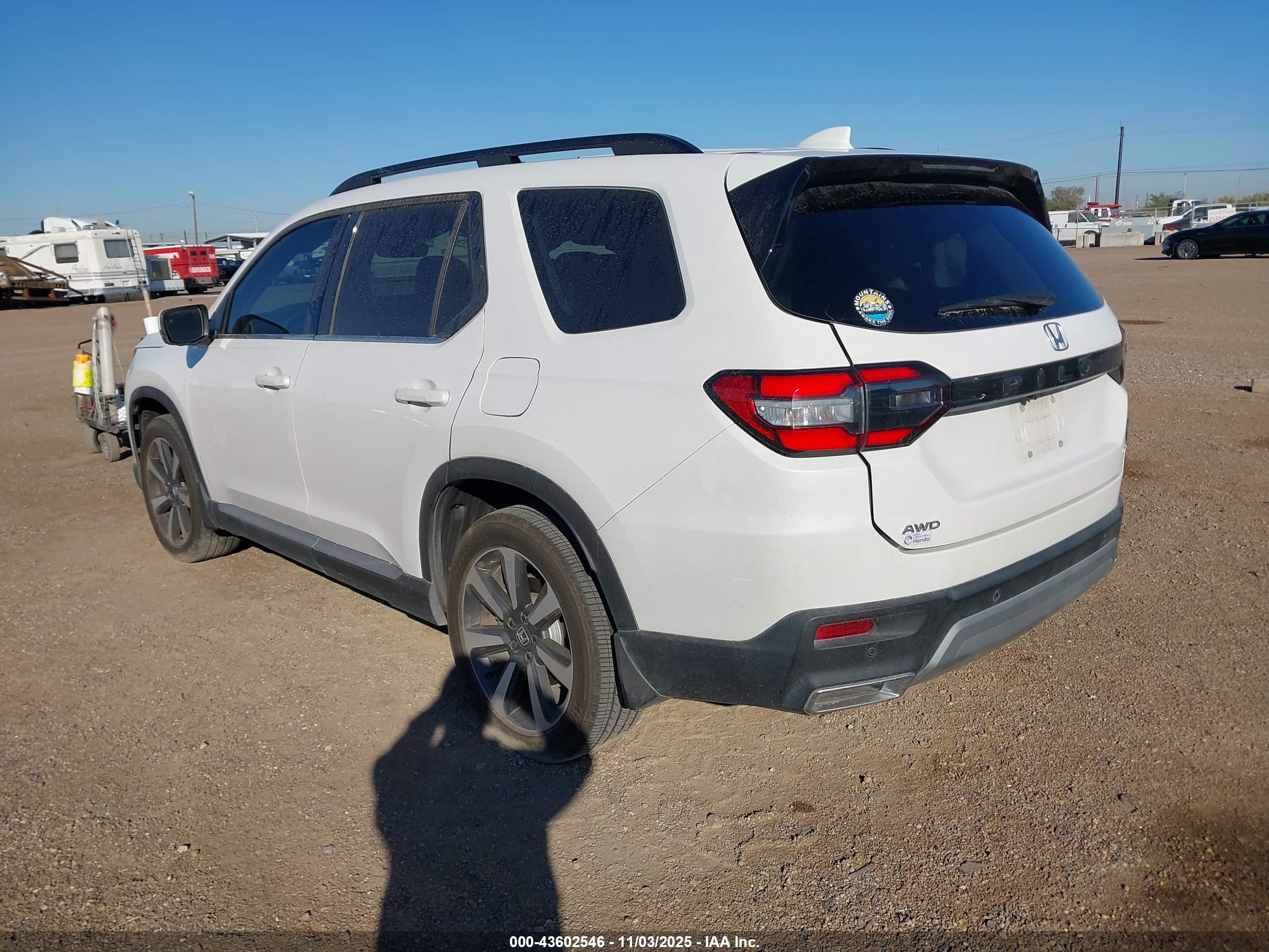 HONDA PILOT image 3