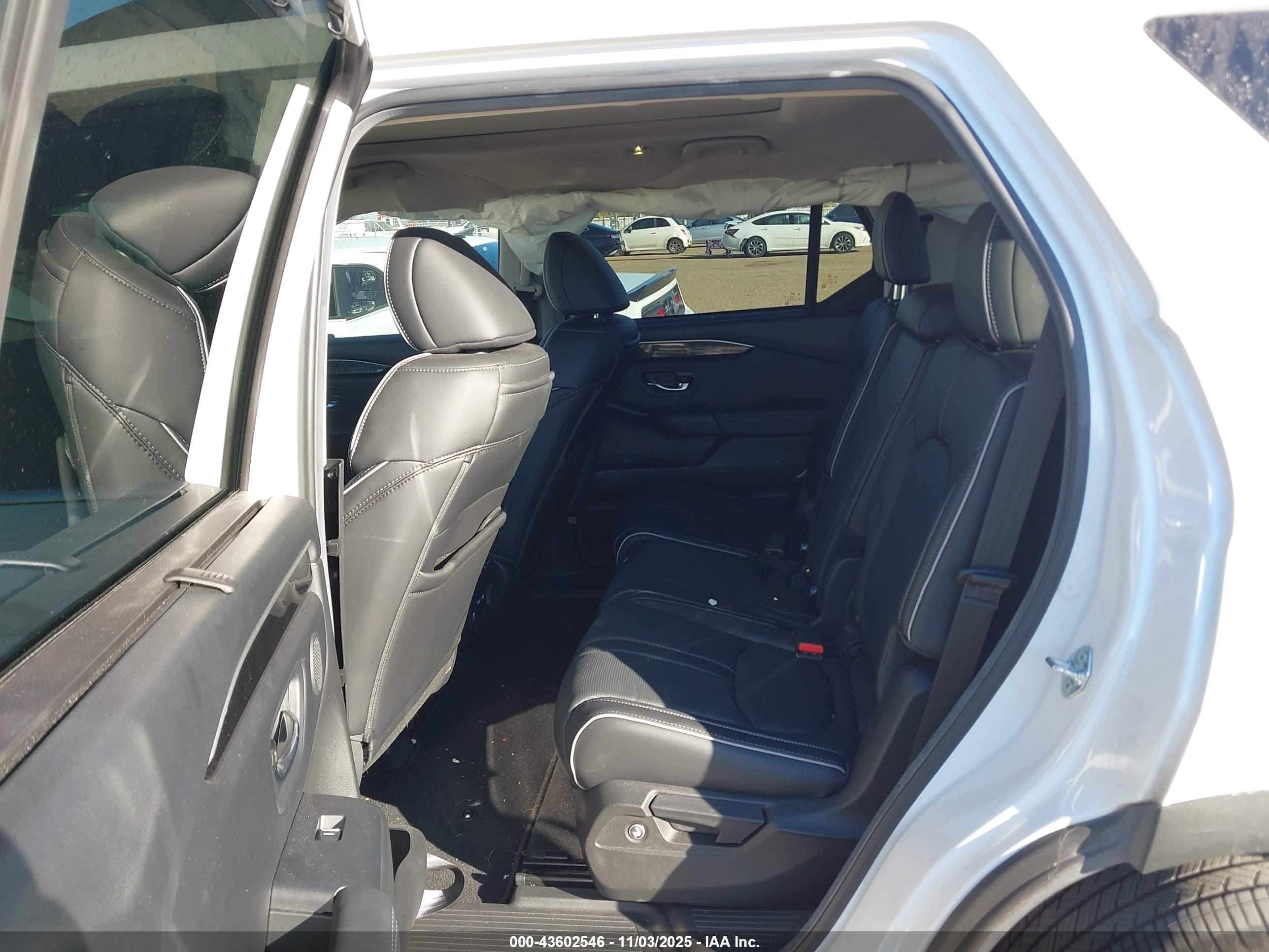 HONDA PILOT image 8