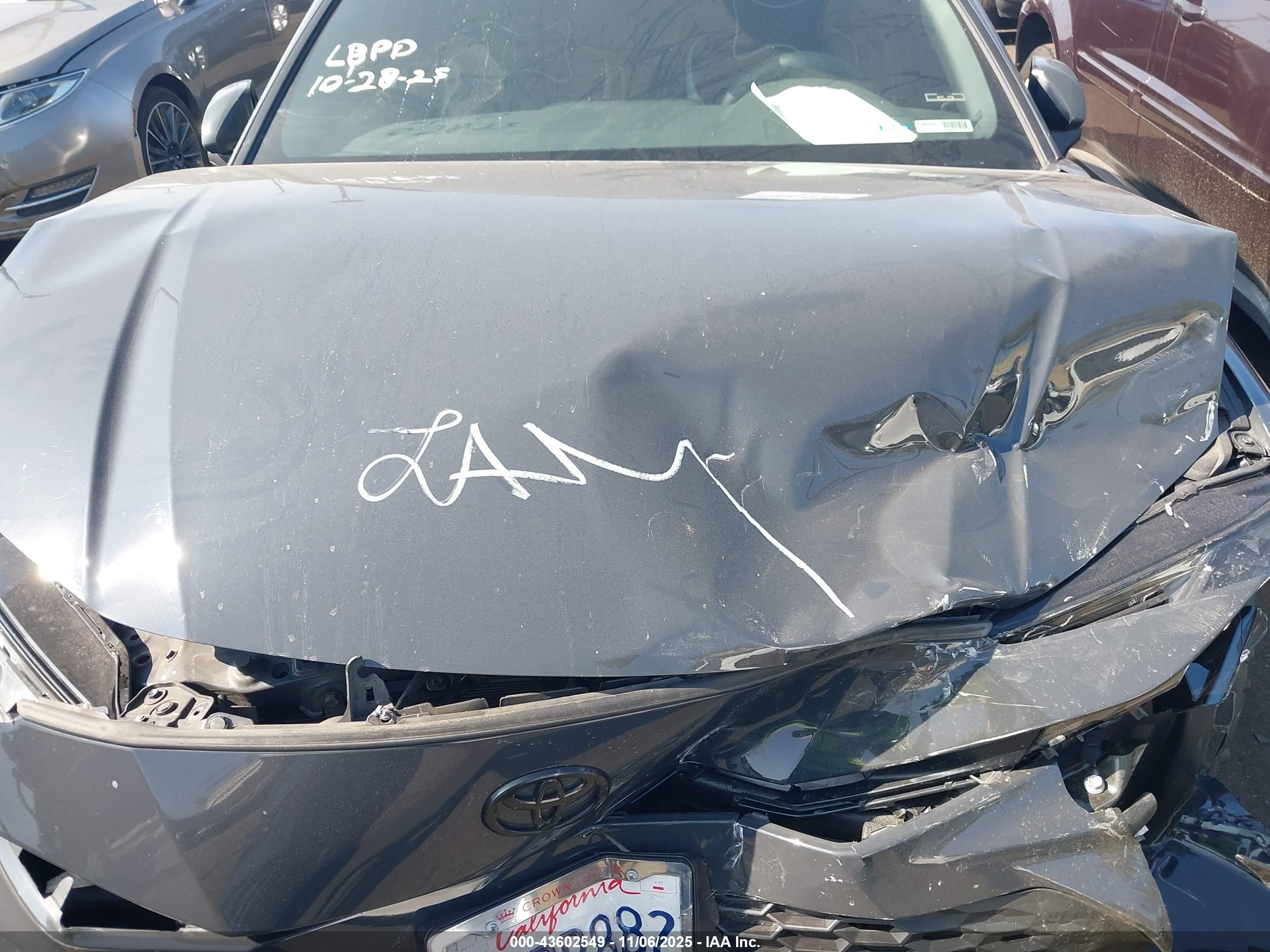 TOYOTA CAMRY image 10