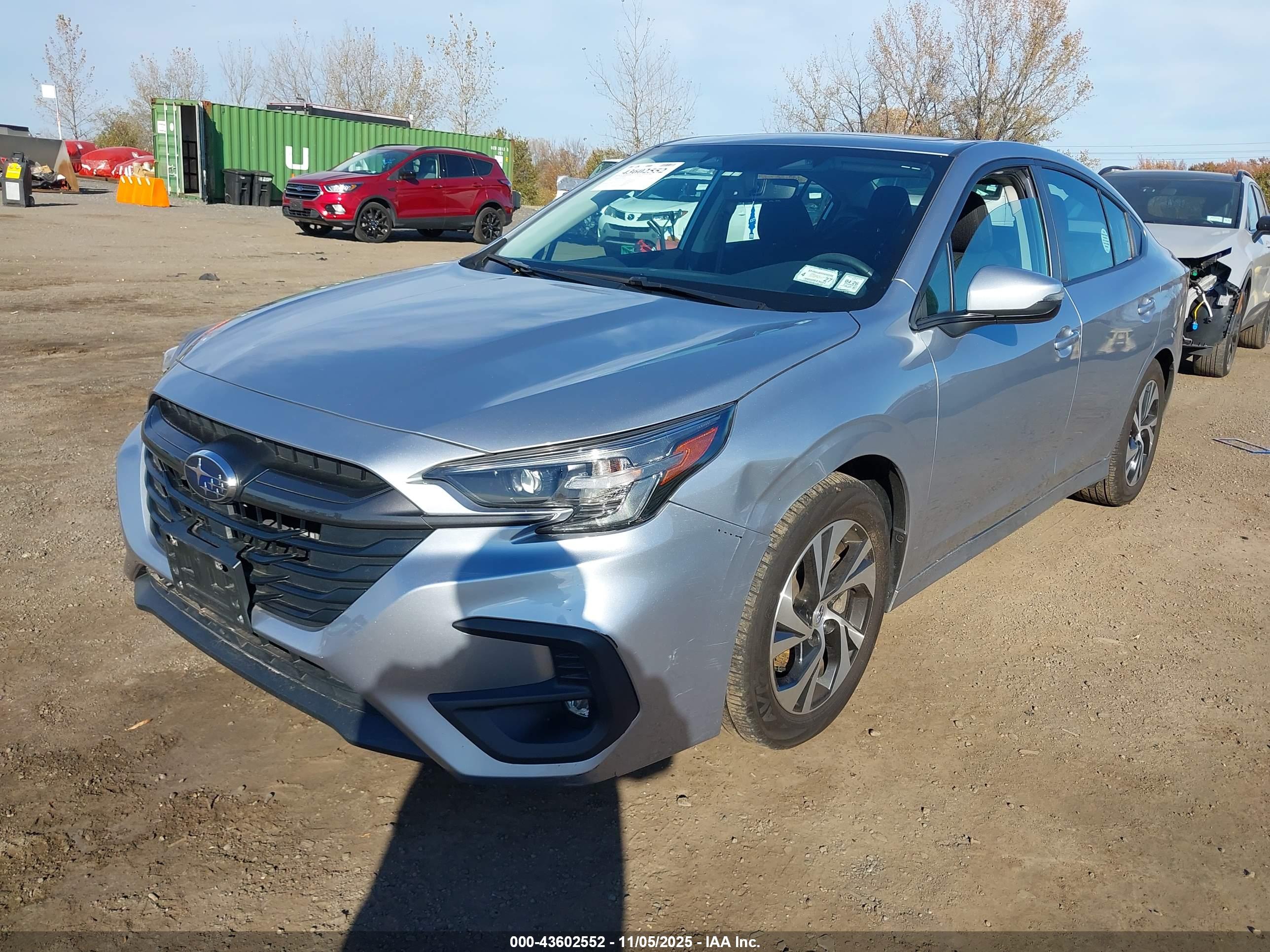 SUBARU LEGACY image 6
