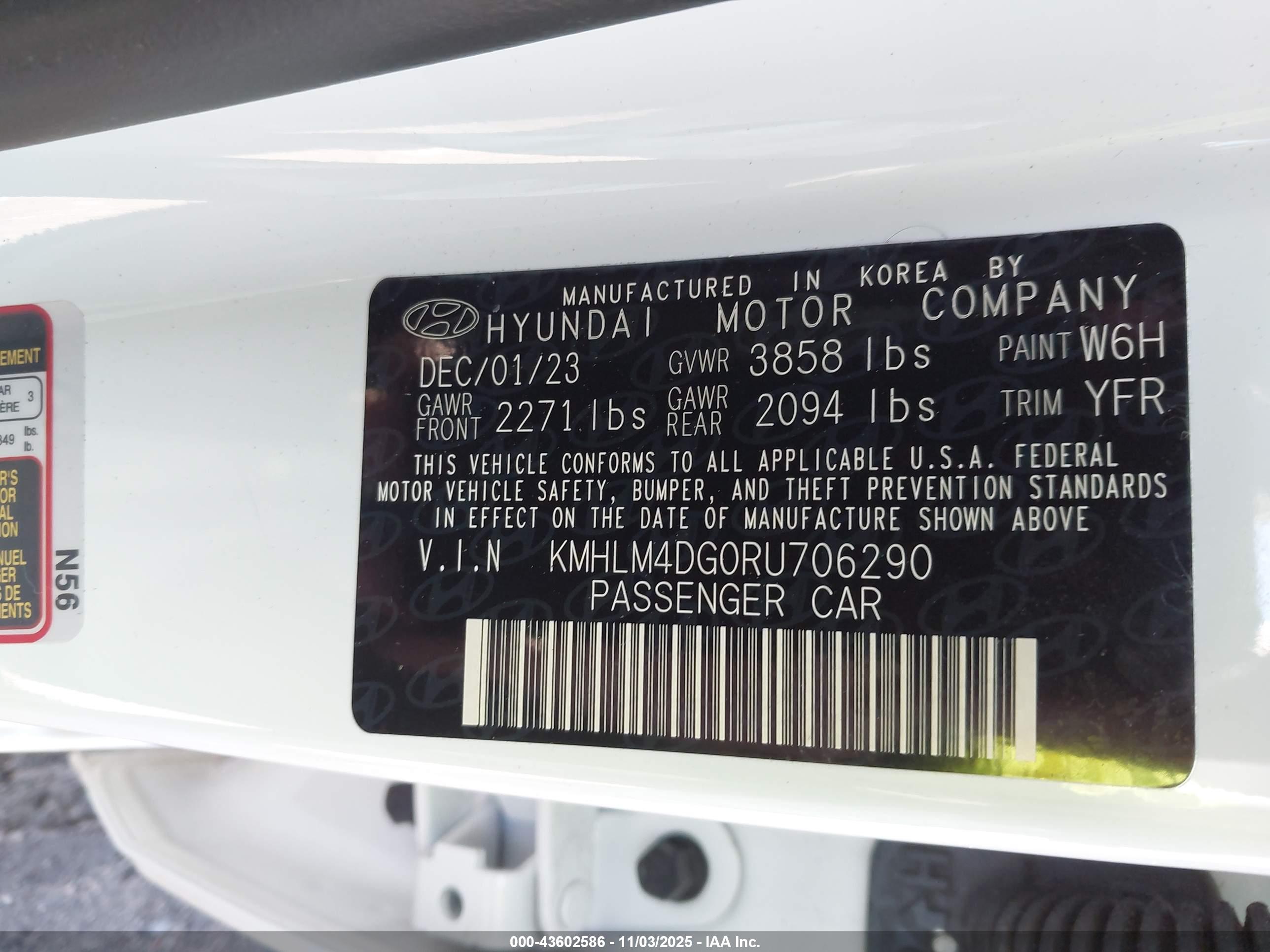 HYUNDAI ELANTRA image 9