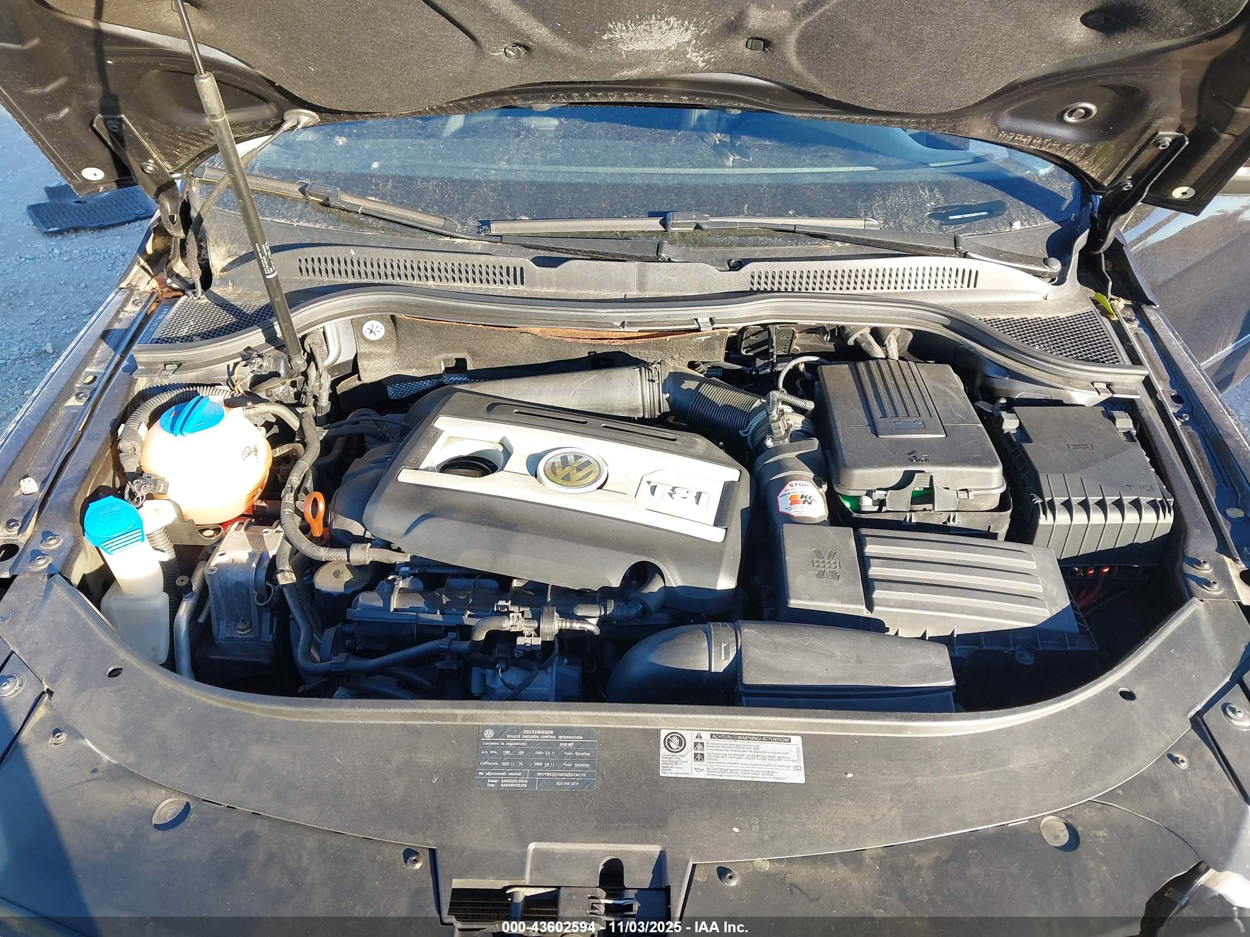 VOLKSWAGEN CC image 10