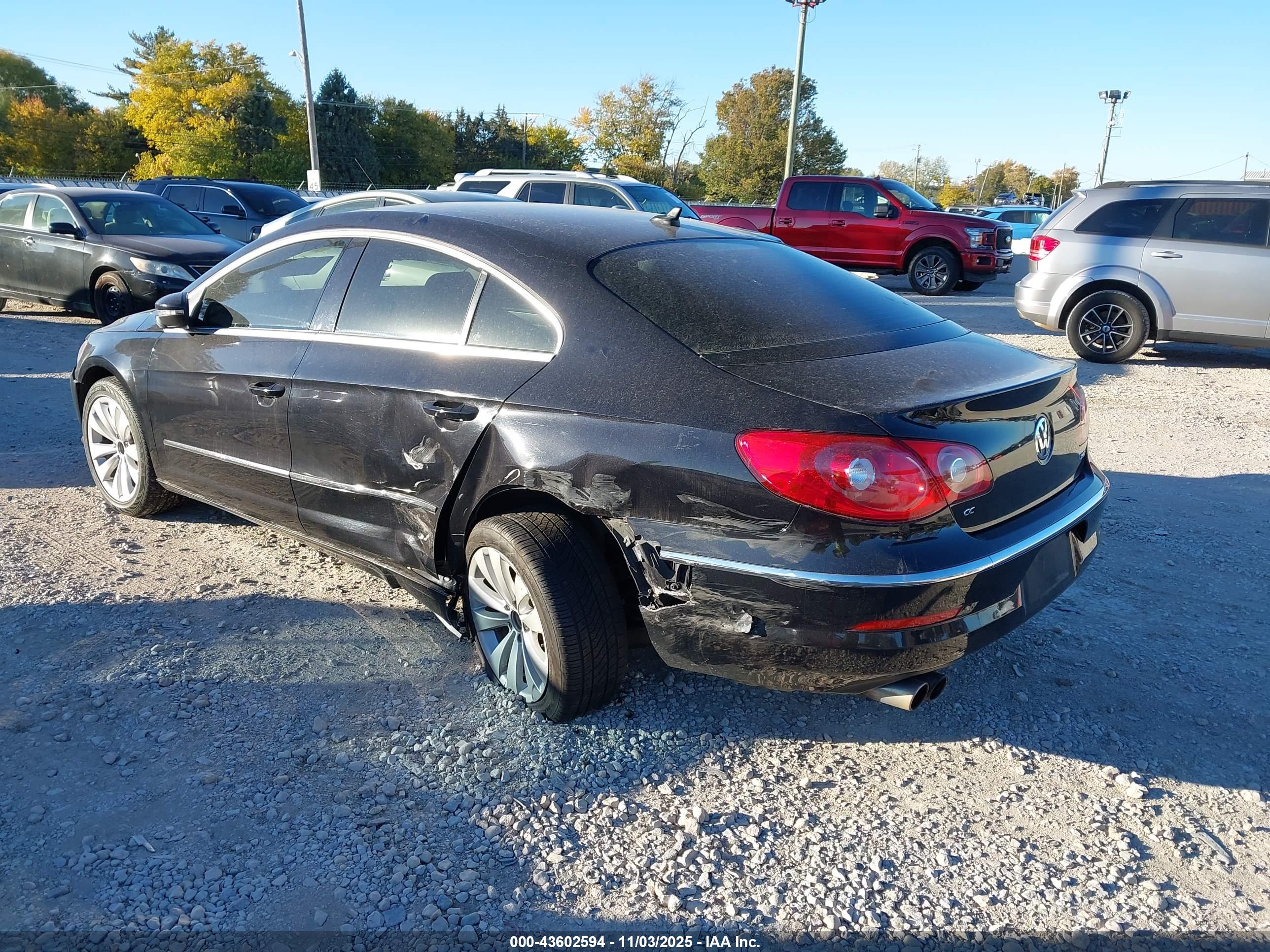 VOLKSWAGEN CC image 3