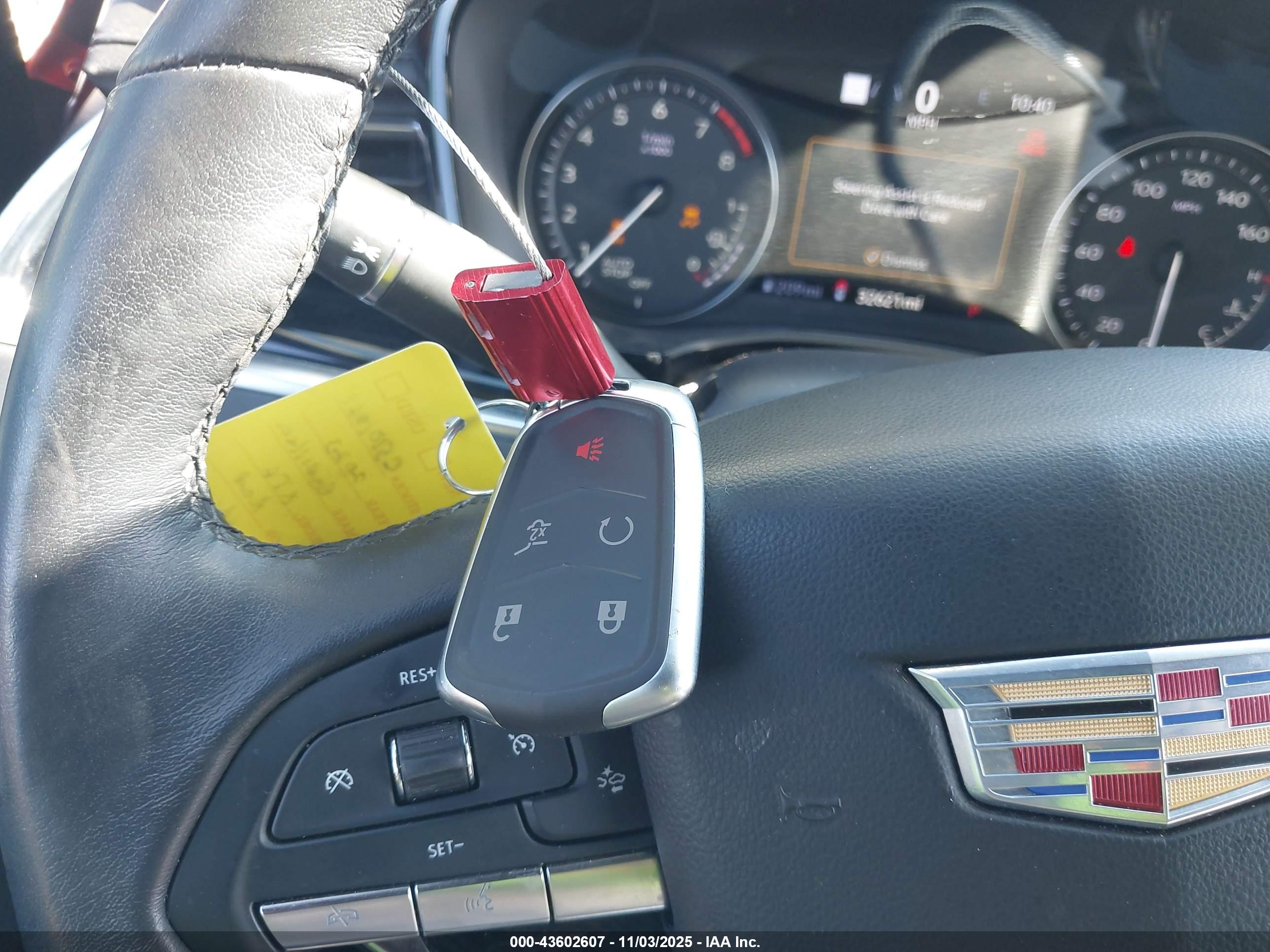 CADILLAC XT6 image 11