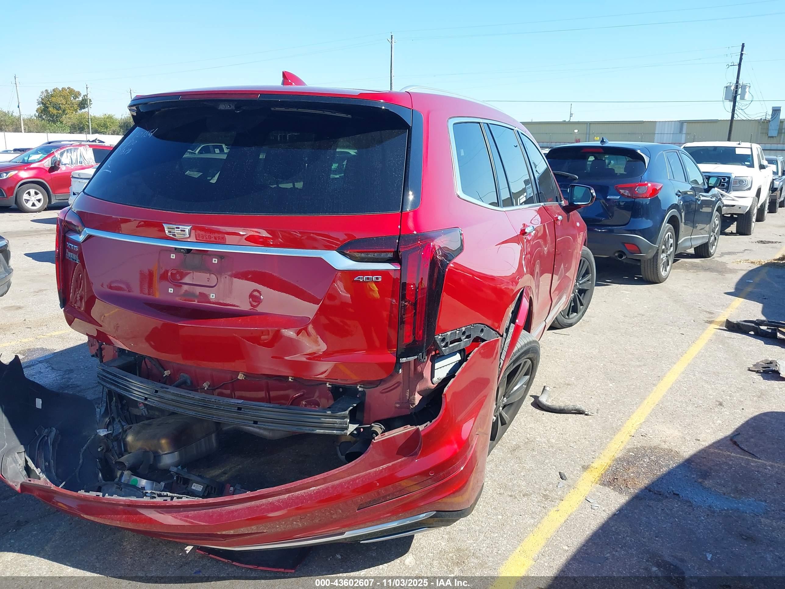 CADILLAC XT6 image 4