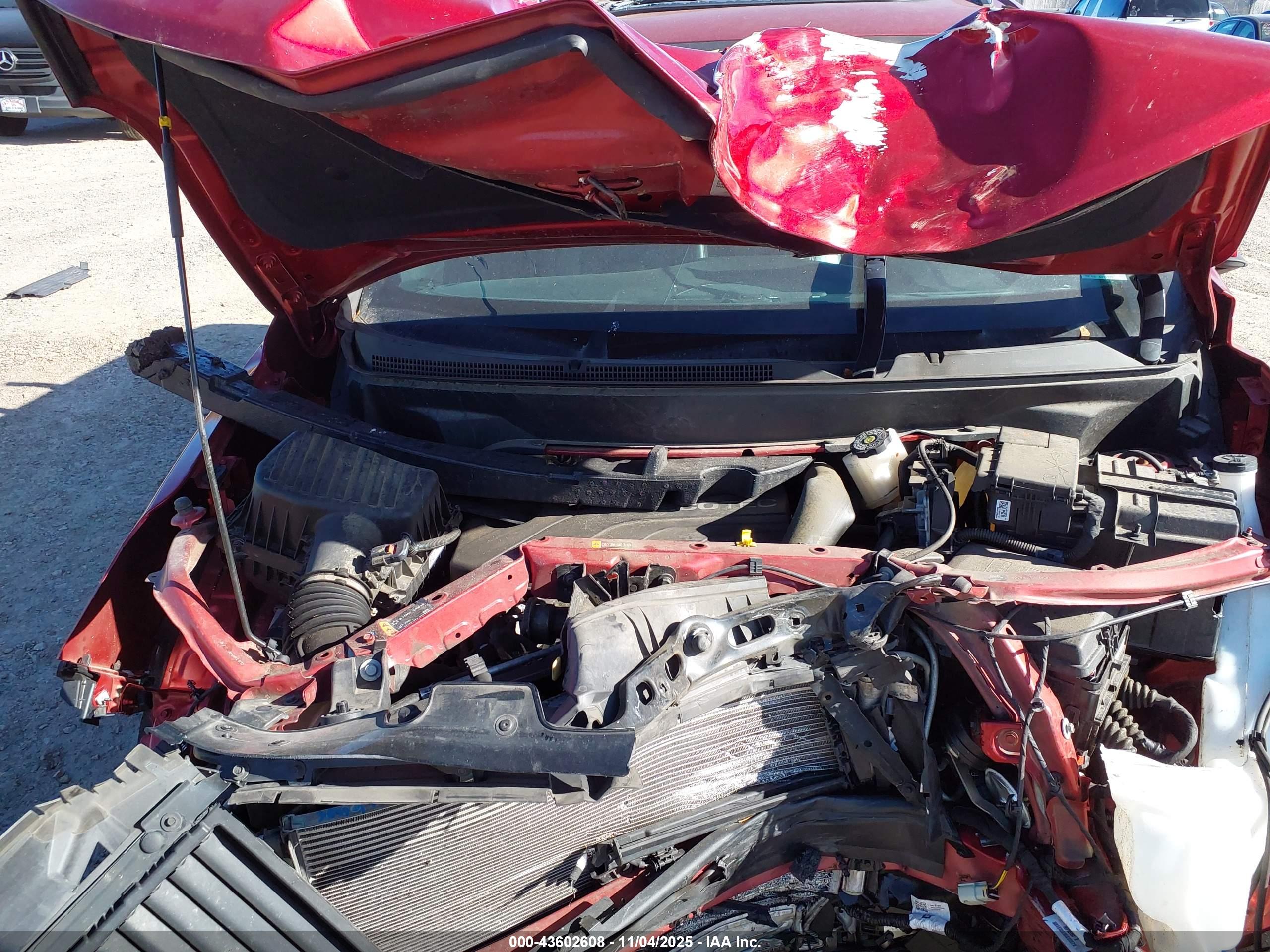 CHEVROLET EQUINOX image 10
