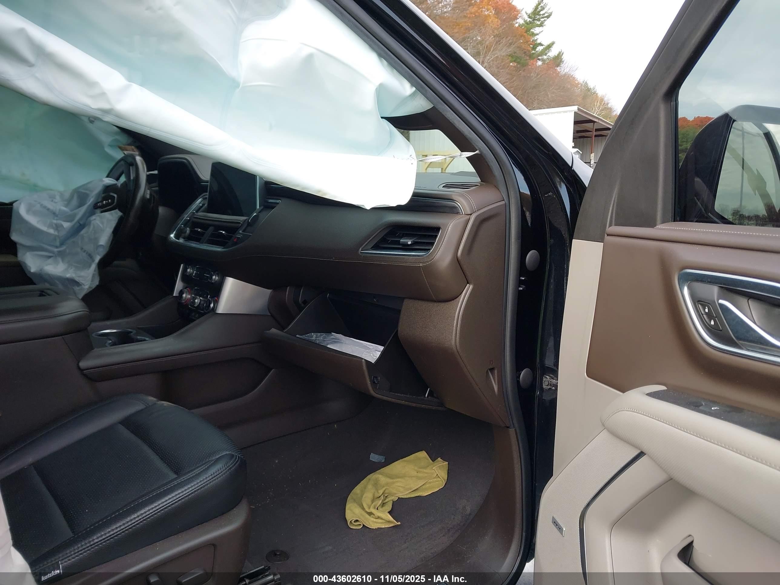 GMC YUKON image 5