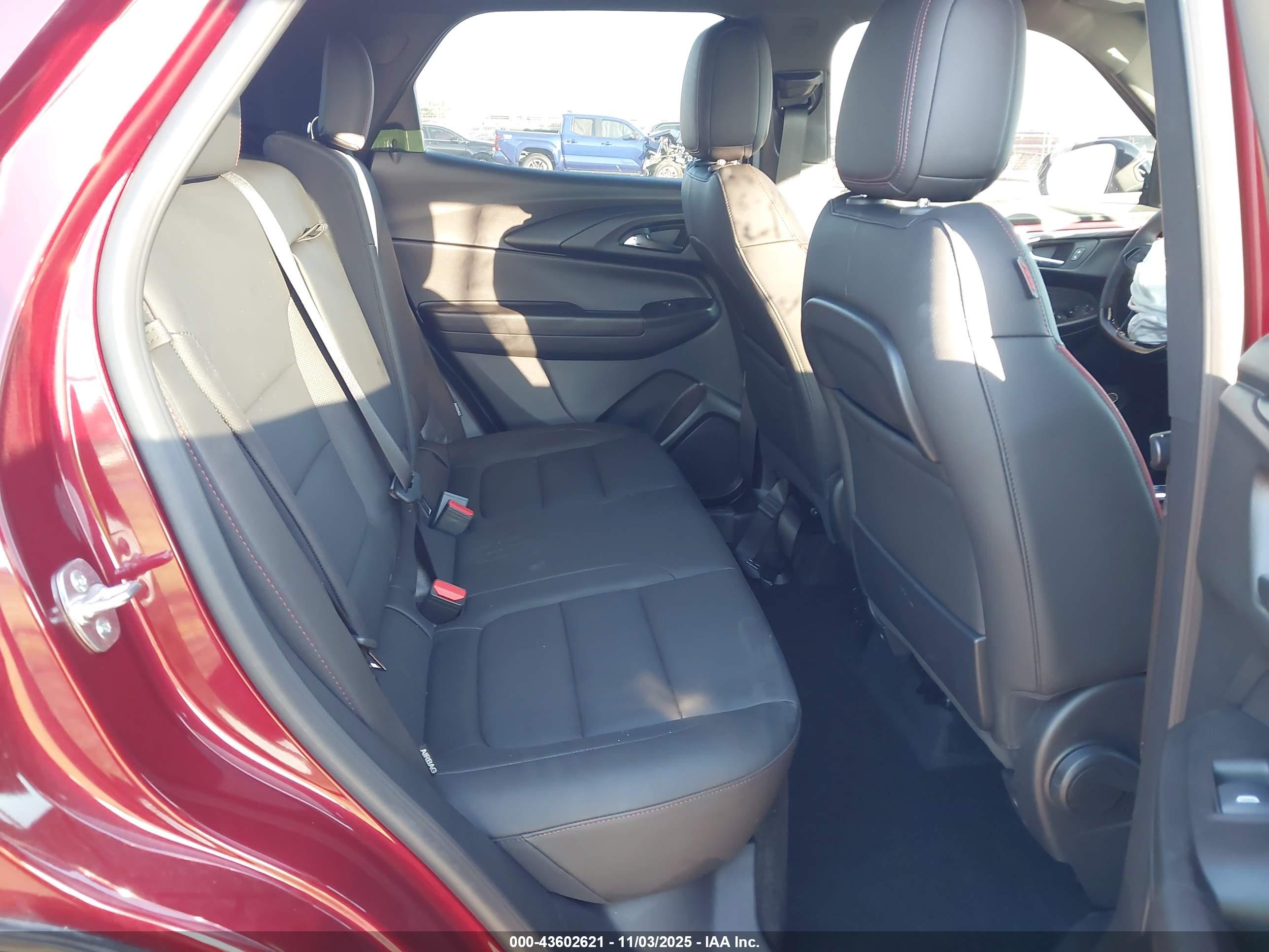 CHEVROLET TRAILBLAZER image 8