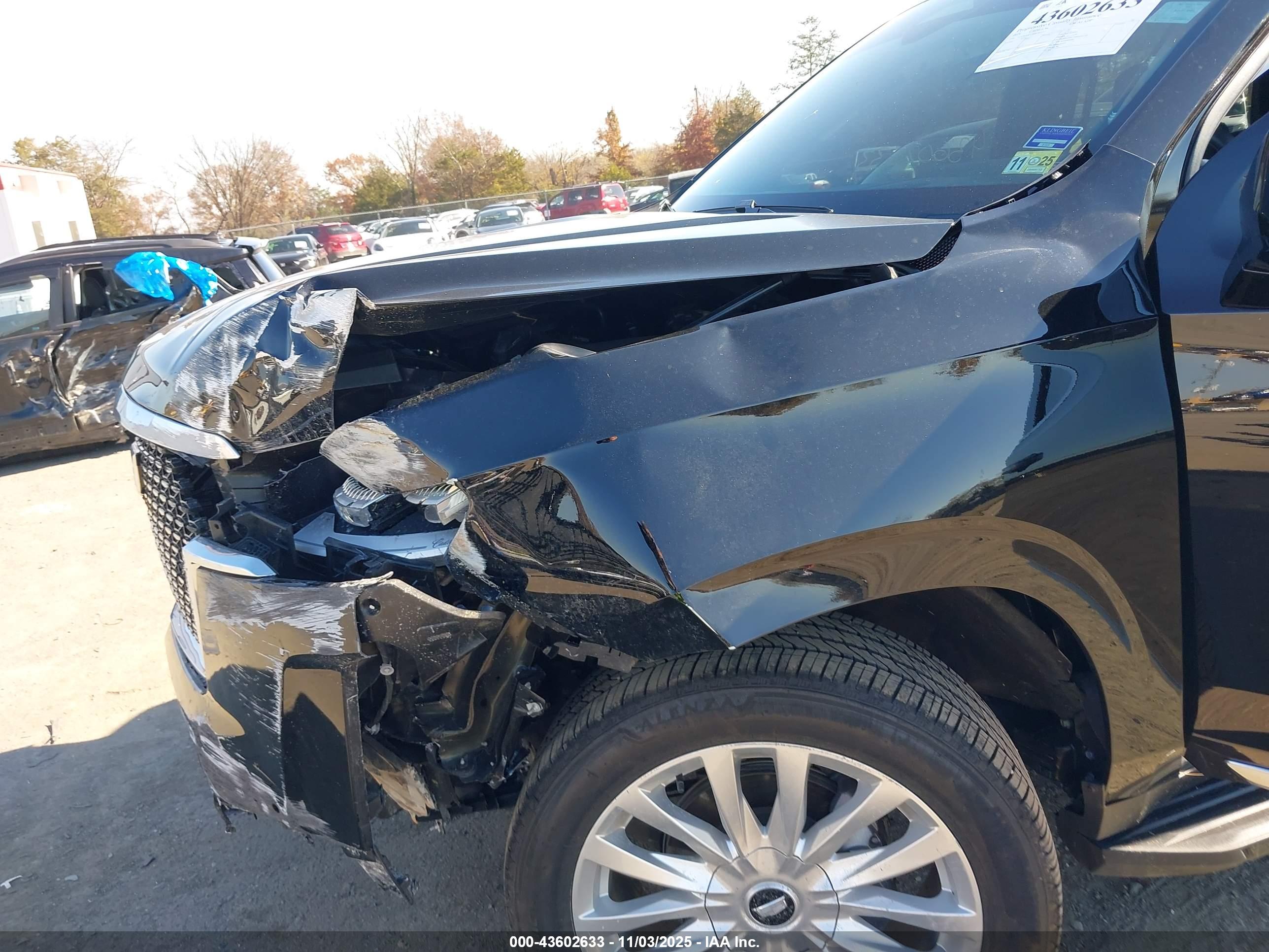 CADILLAC ESCALADE image 6
